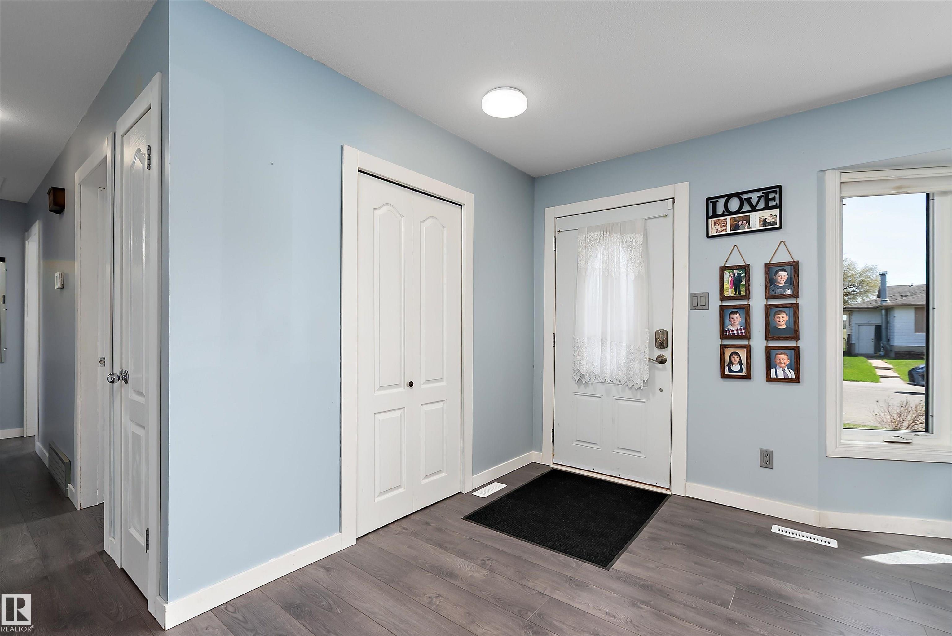 Second View of 17 Camelot Avenue, Corinthia Park, Leduc, Alberta, T9E 4M4