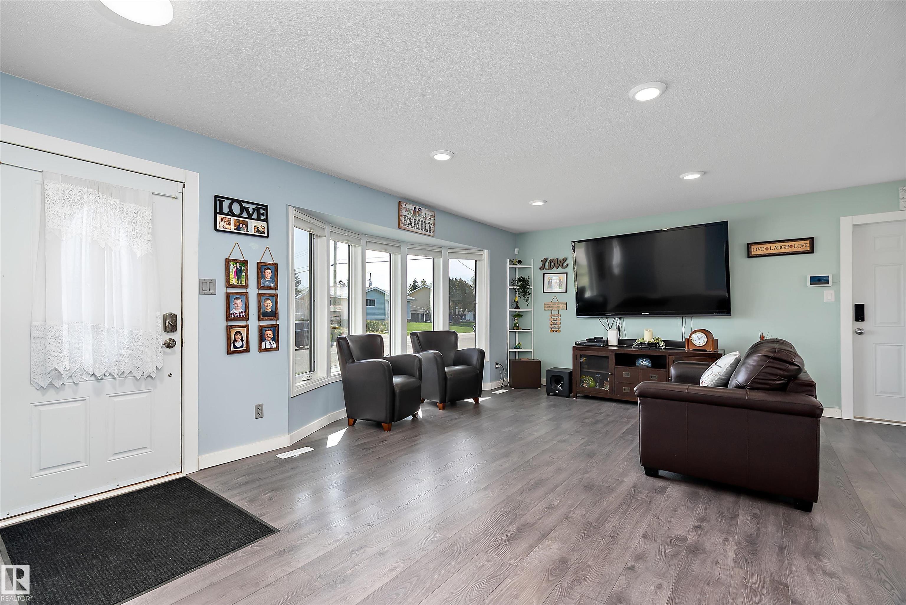 Third View of 17 Camelot Avenue, Corinthia Park, Leduc, Alberta, T9E 4M4