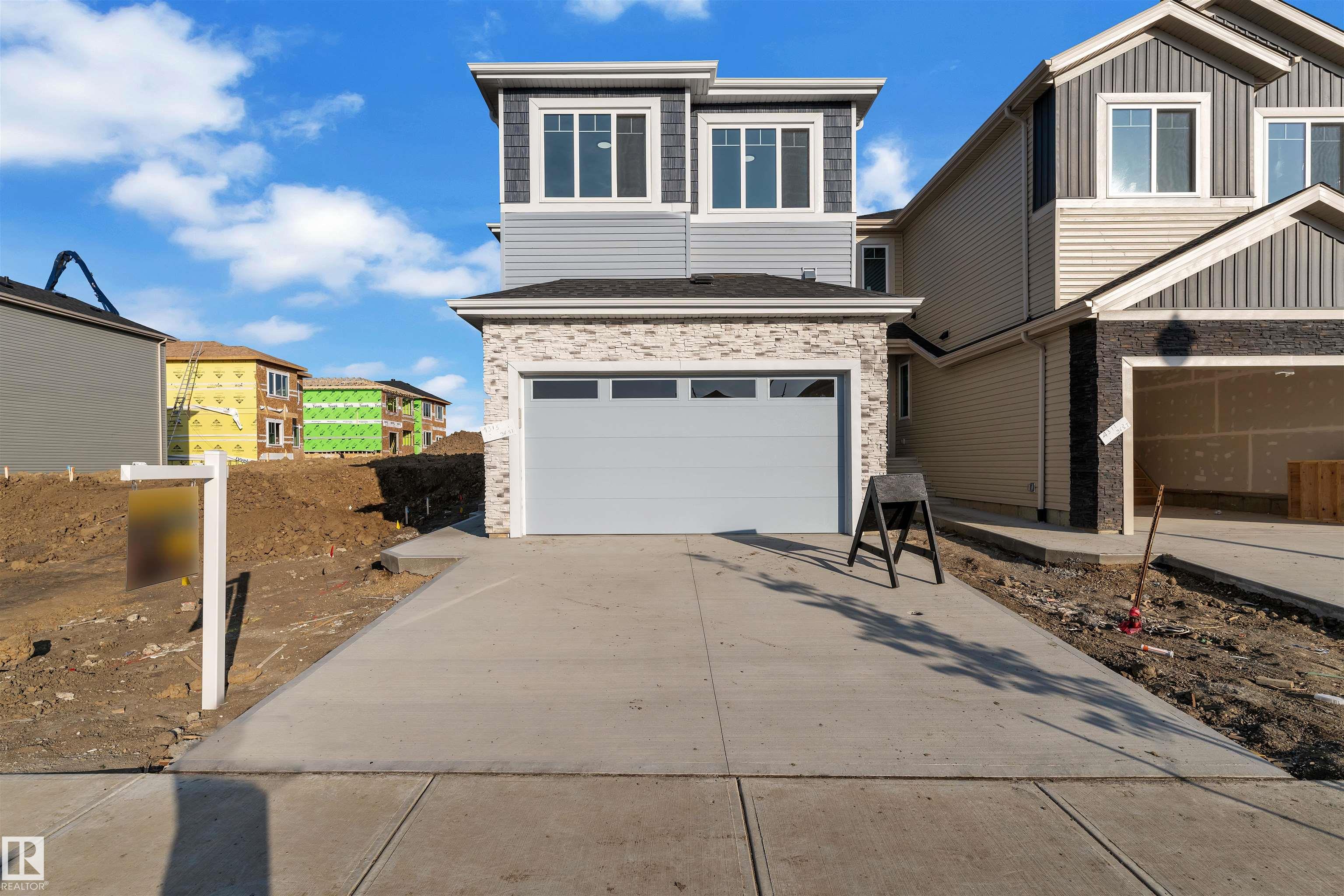 22815 80 Avenue, E4487399, Alberta,