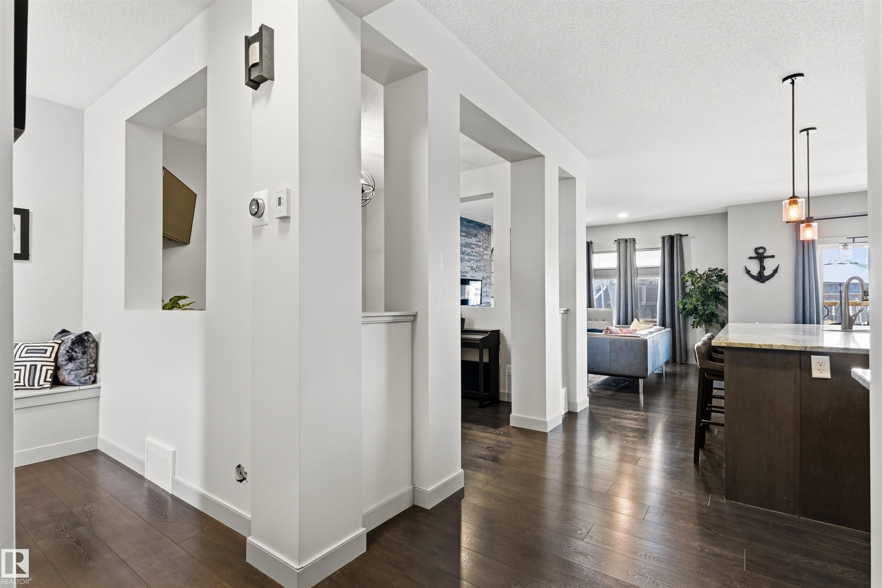 Fourth View of 7343 ARMOUR Crescent, Ambleside, Edmonton, Alberta, T6W 2S2