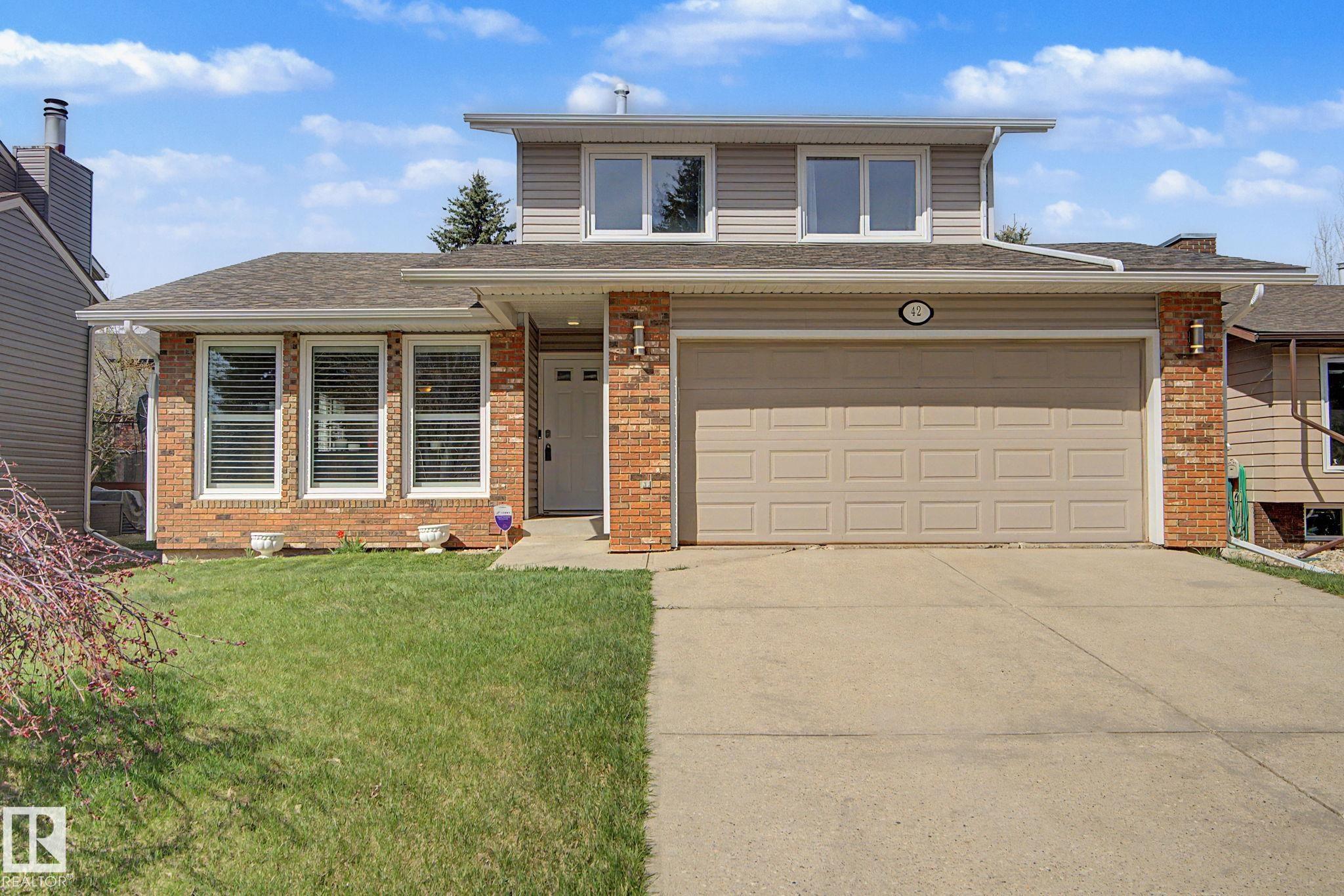 42 WOODLAKE Road, E4487508, Alberta,