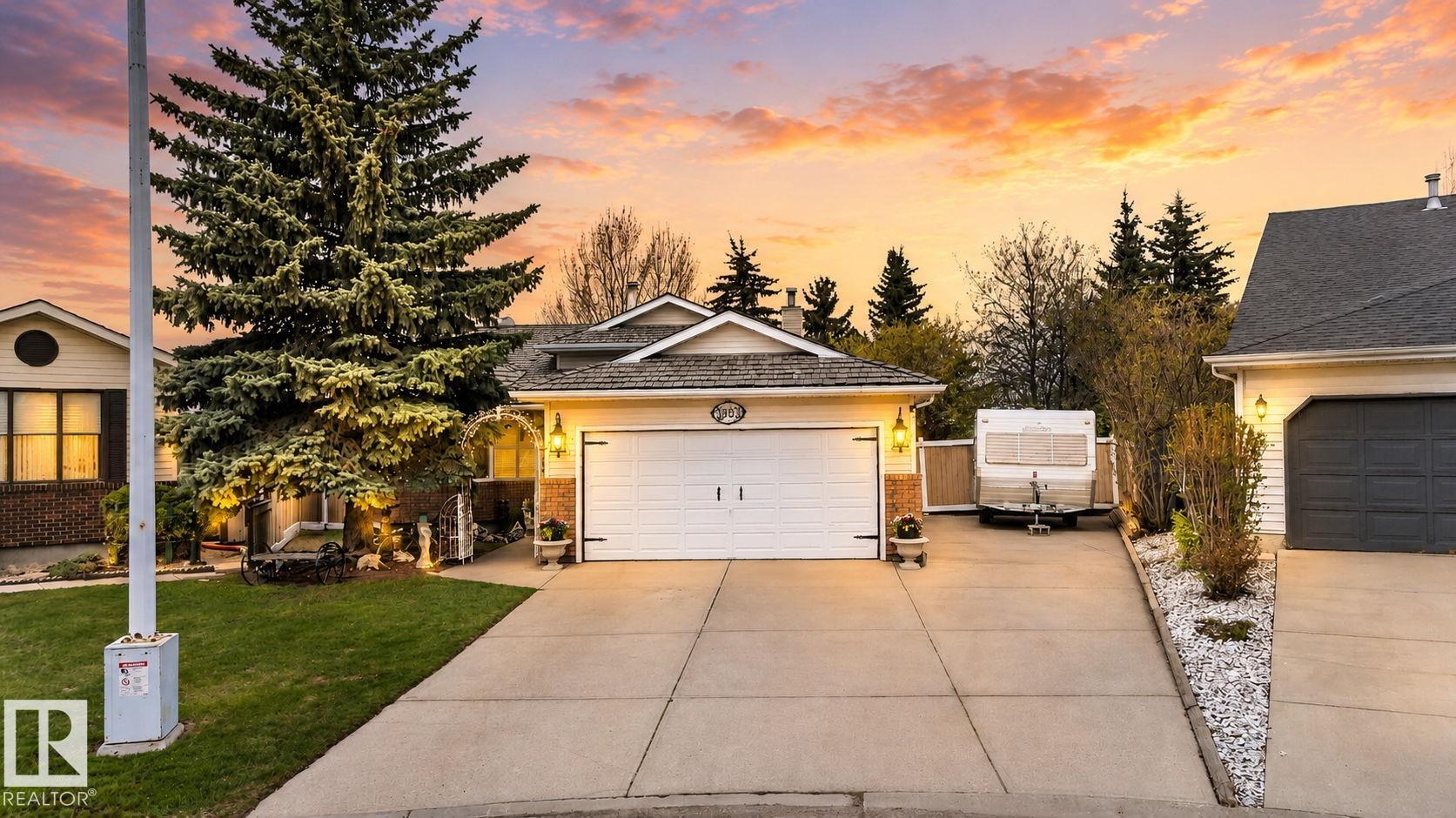 3332 44B Avenue, E4487902, Alberta,