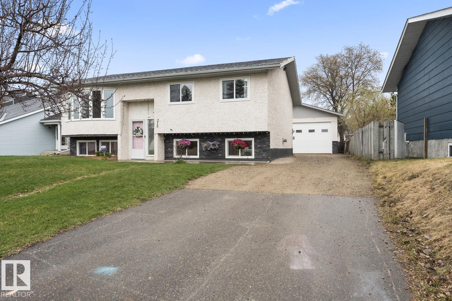 210 20A Street, E4487975, Alberta,