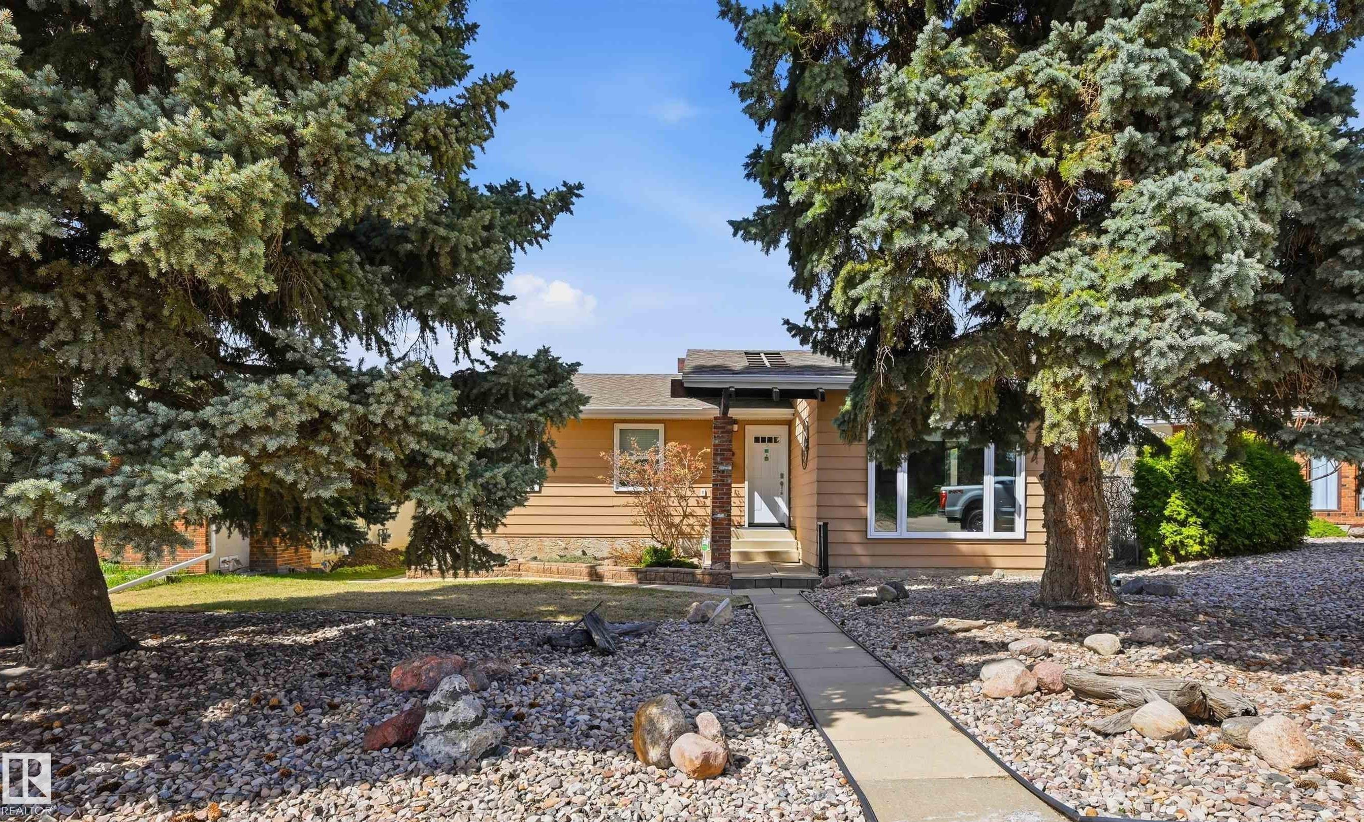 692 LEE RIDGE Road, E4487987, Alberta,