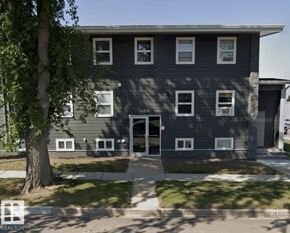 7 4816 52 Street, E4488091, Alberta,