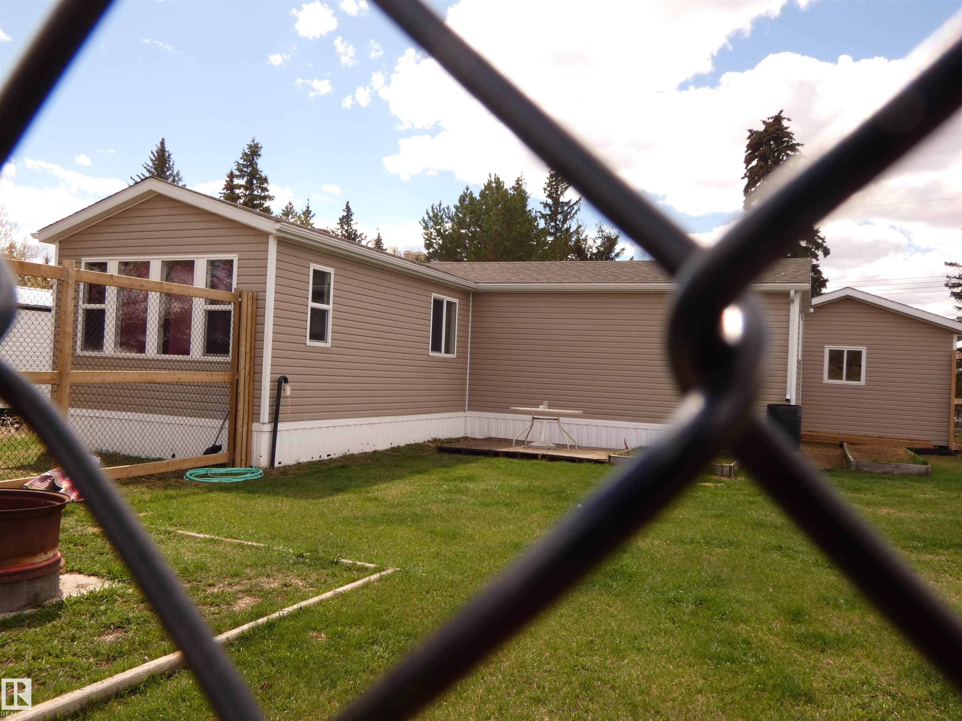 4942 49 Street, E4488247, Alberta,