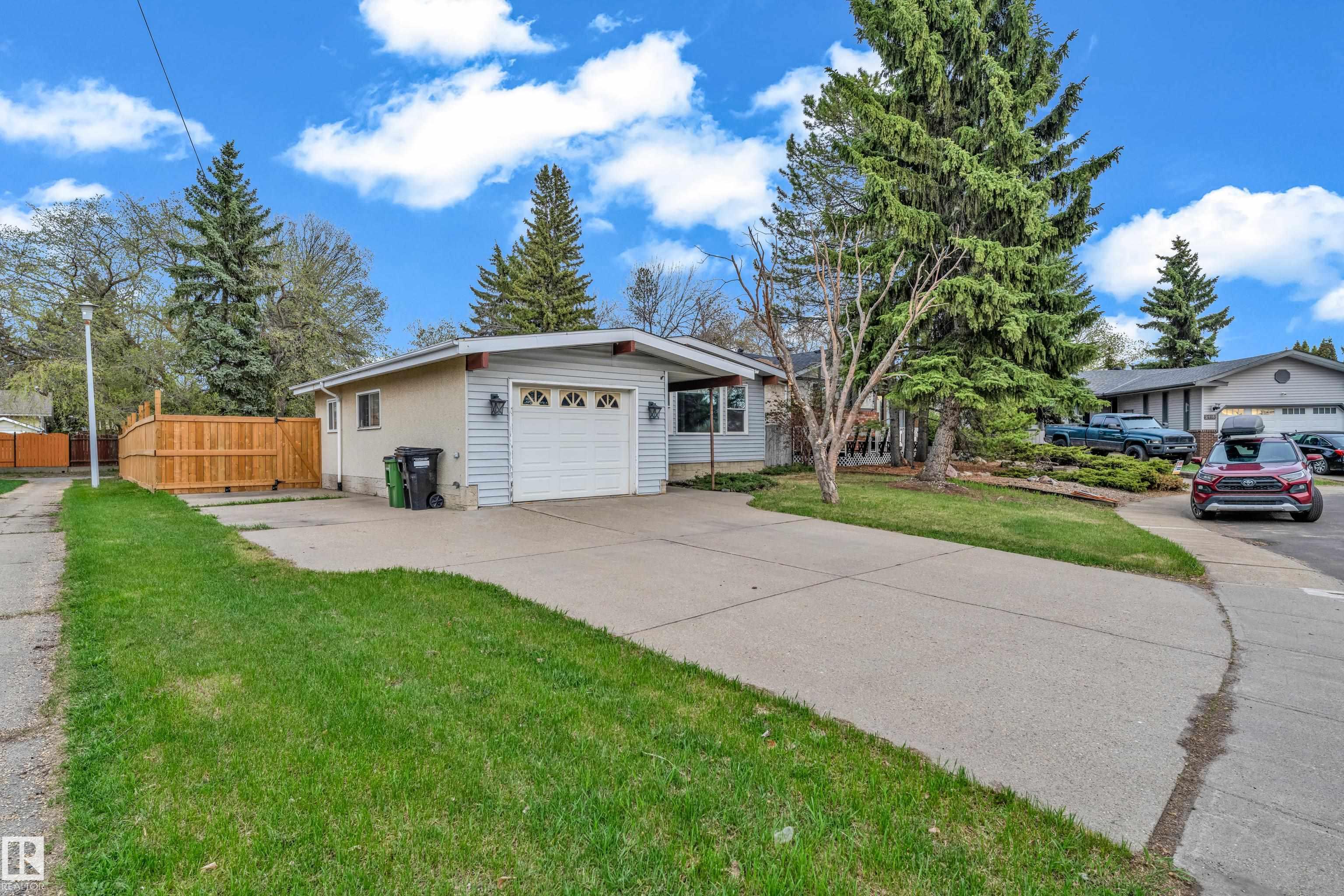 2119 85 Street, E4488367, Alberta,