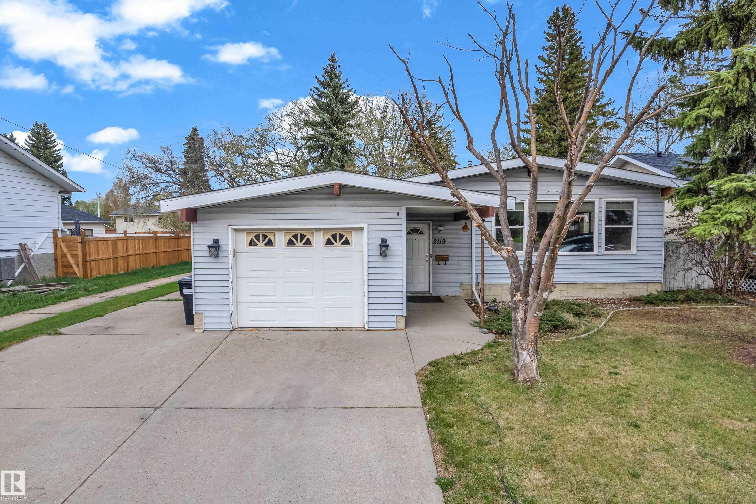 Fourth View of 2119 85 Street, Satoo, Edmonton, Alberta, T6K 2G1