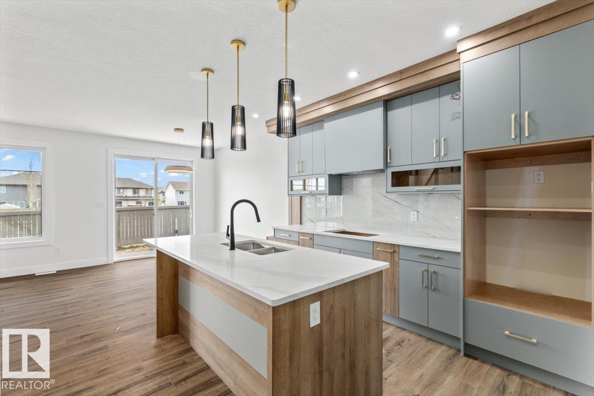 69 ELLIOTT Wynd, E4488471, Alberta,