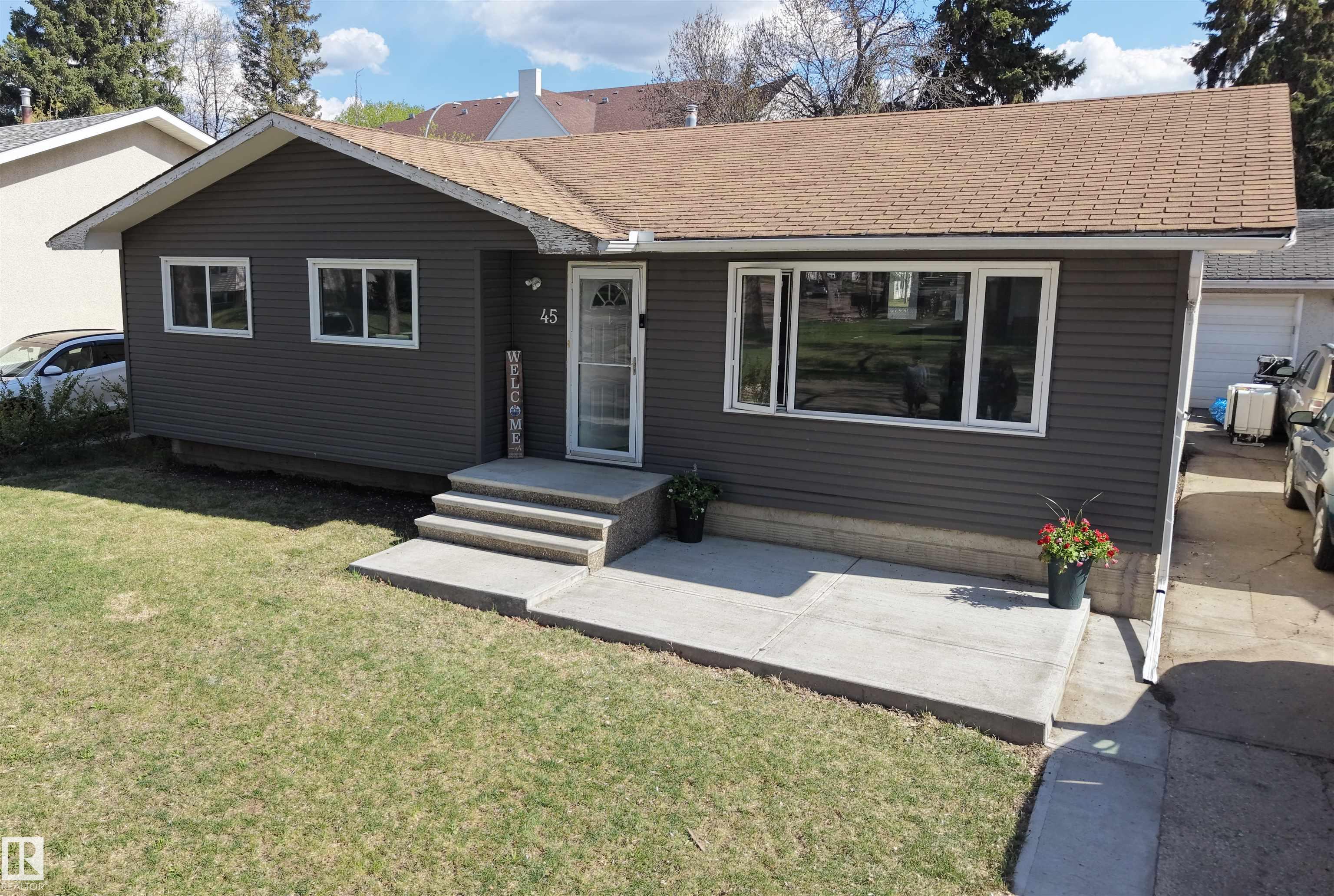 45 LAMBERT Crescent, E4488500, Alberta,