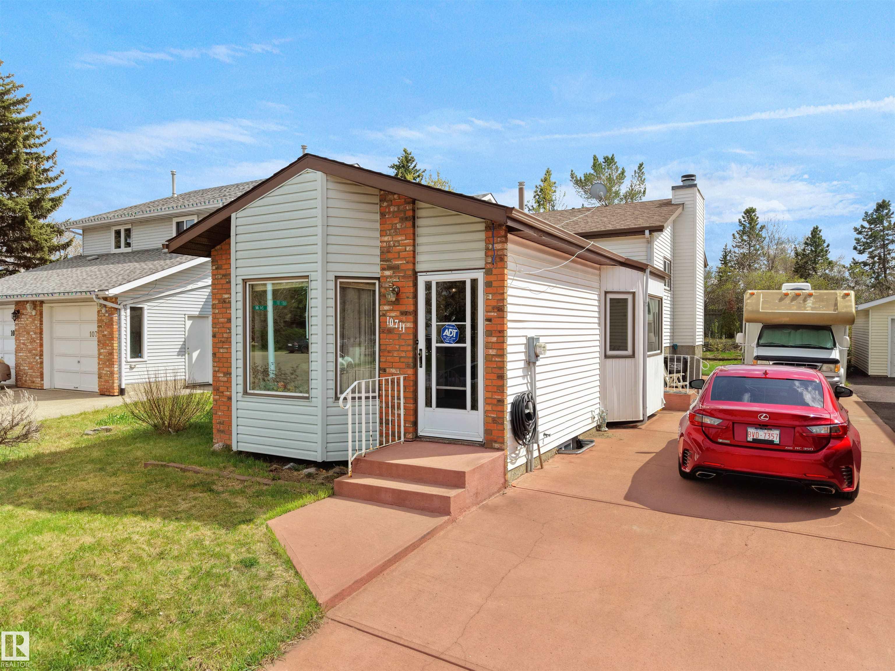 10711 24 Avenue, E4488670, Alberta,