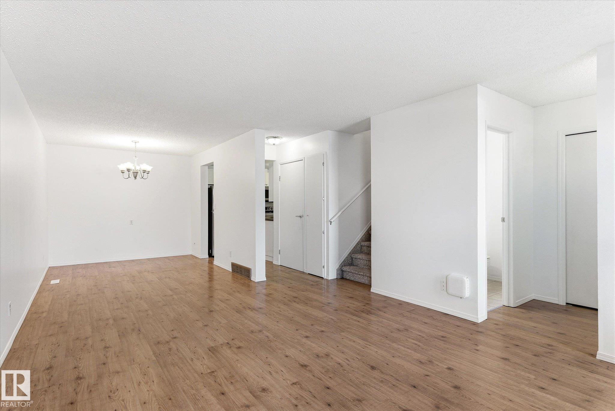 Fifth View of 6320 184 Street, Ormsby Place, Edmonton, Alberta, T5T 2N8