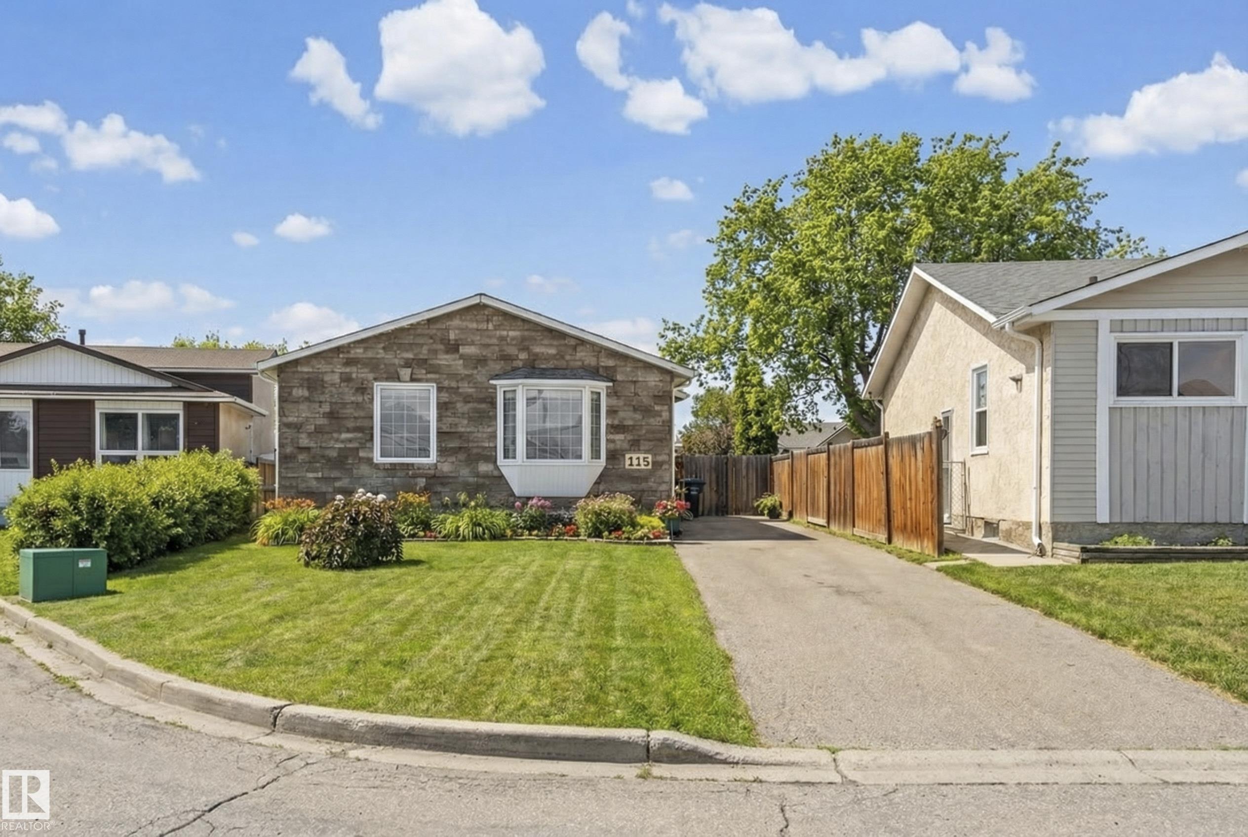 115 WARWICK Road, E4488742, Alberta,