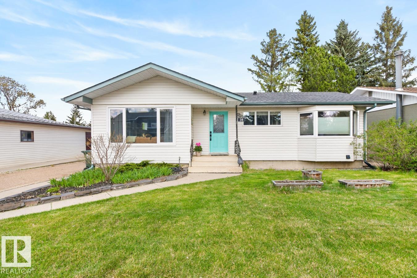 38 PINE Street, E4488800, Alberta,