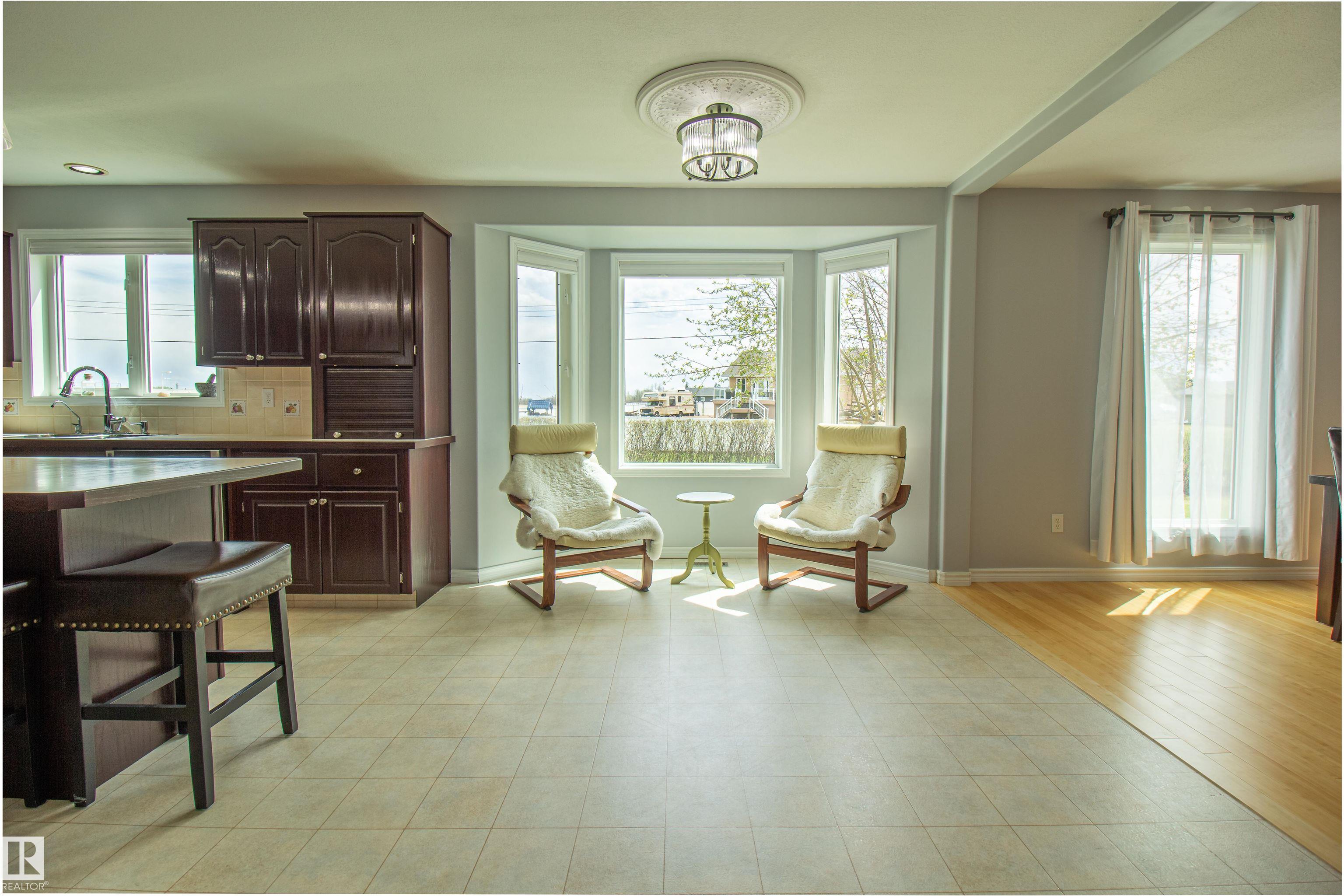 Second View of 3723 Railway Avenue, Mallaig, Mallaig, Alberta, T0A 2K0