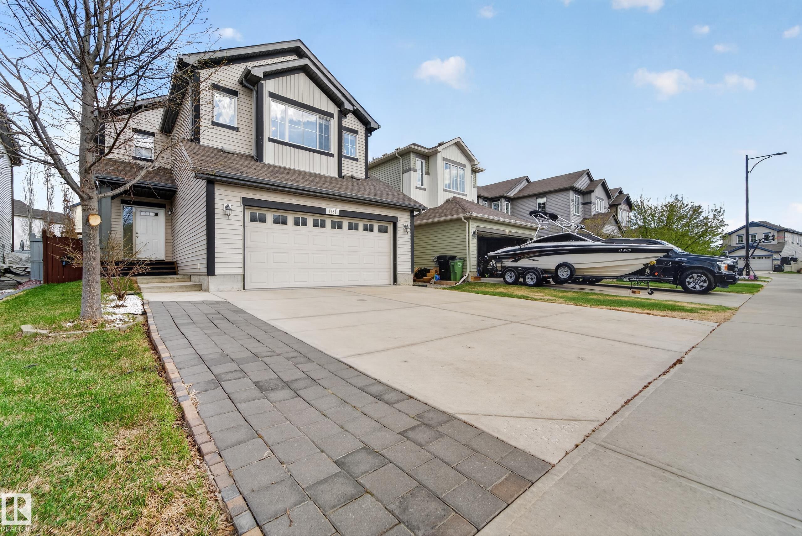 Second View of 1731 55 Street, Walker, Edmonton, Alberta, T6X 1R2