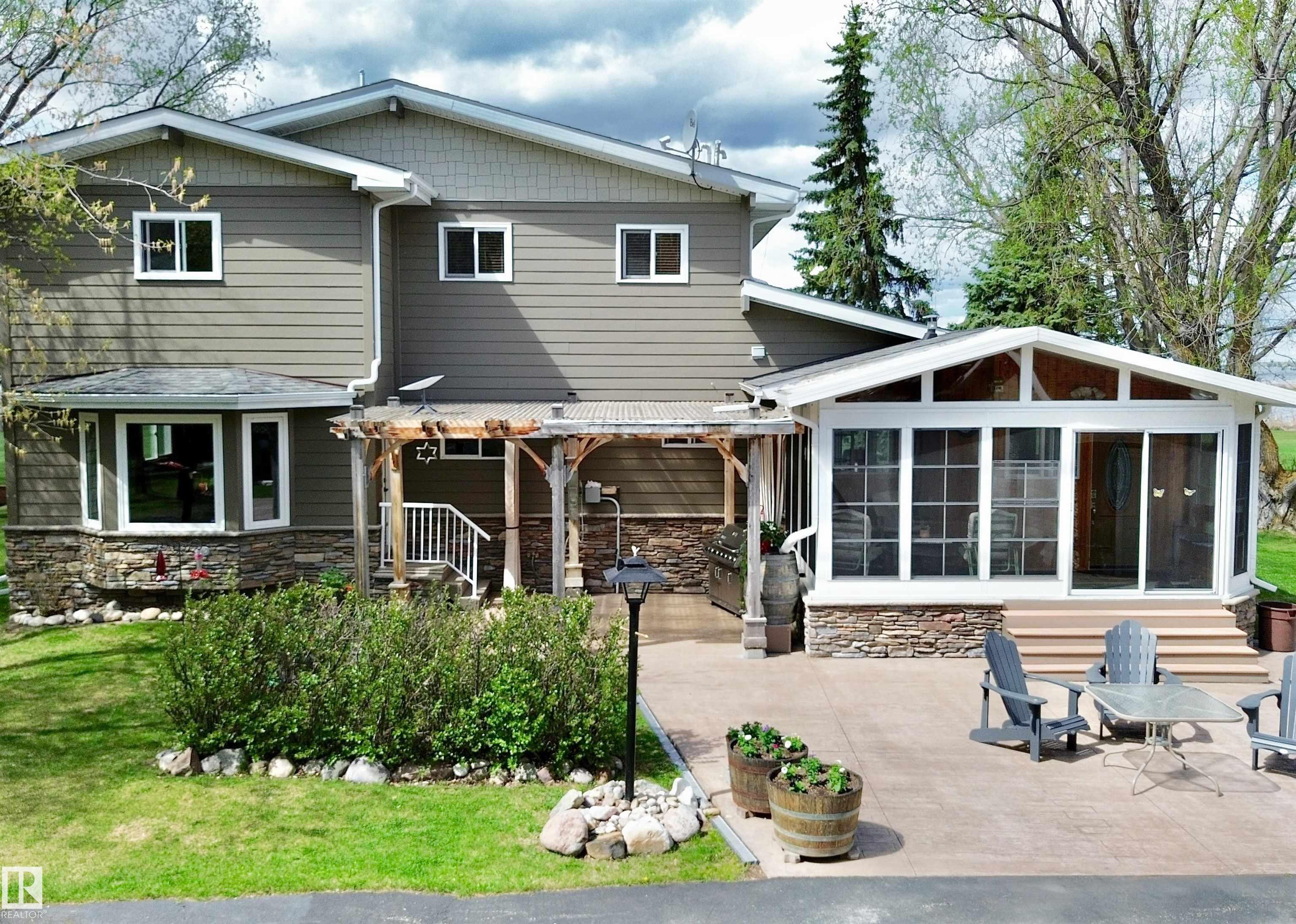 4 54524 STE. ANNE Trail, E4488998, Alberta,