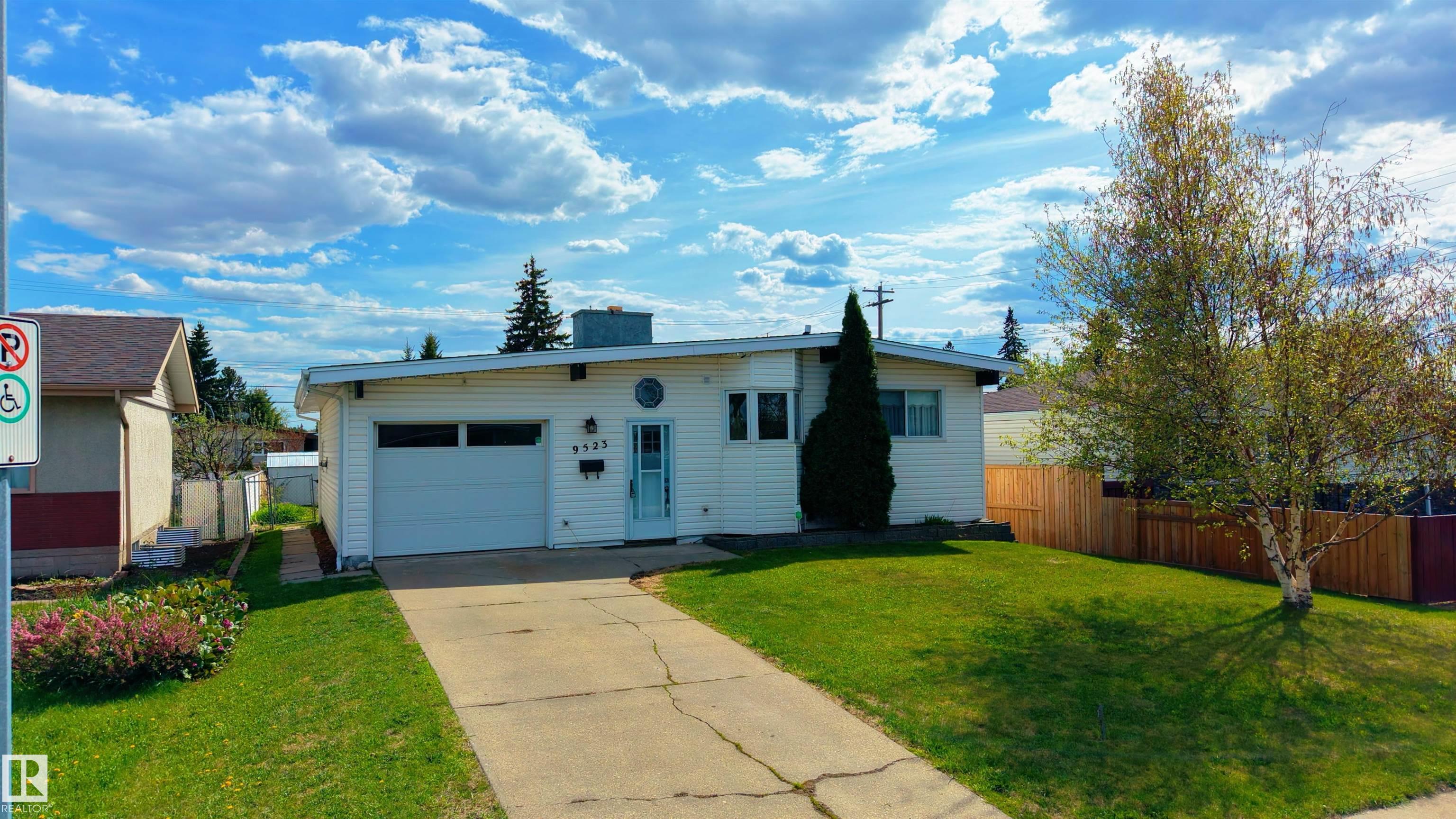 9523 134 Avenue, E4489157, Alberta,