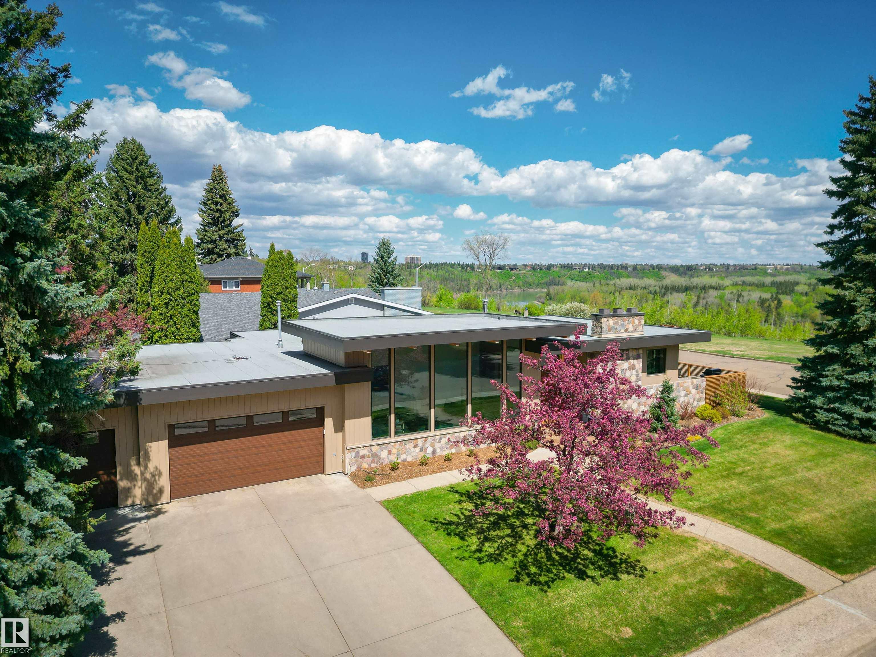 2 VALLEYVIEW Crescent, E4489227, Alberta,