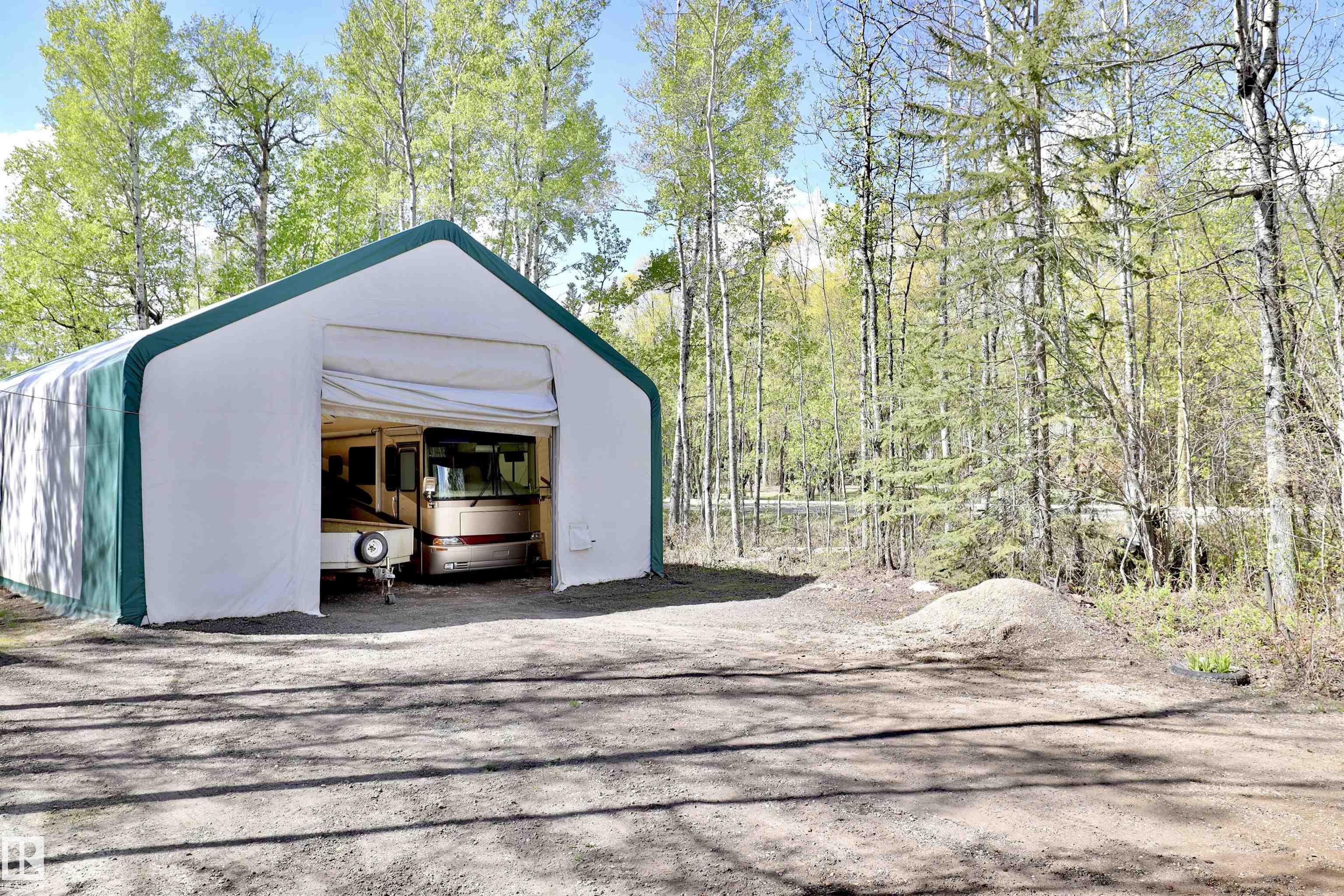 Third View of 5502 39 Street, Mulhurst Estate, Rural Wetaskiwin County, Alberta, T0C 2C0