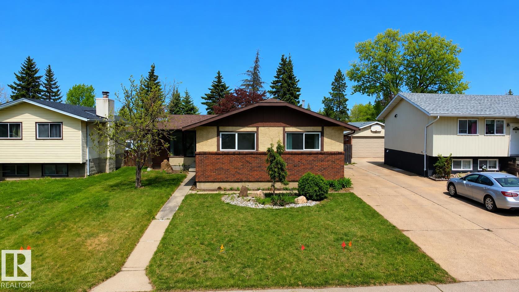 Second View of 1731 51 Street, Meyokumin, Edmonton, Alberta, T6L 1K1