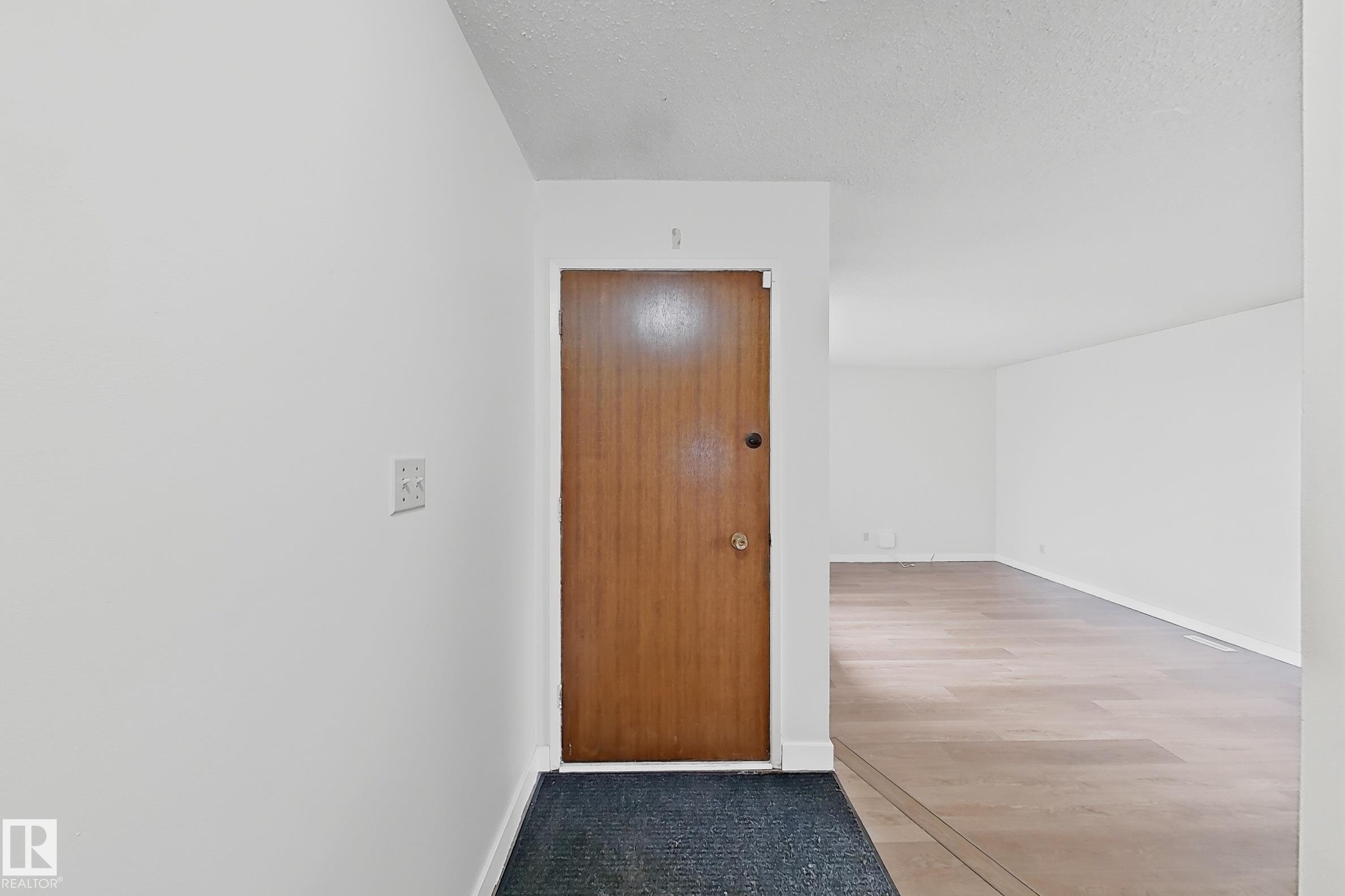 Fifth View of 1731 51 Street, Meyokumin, Edmonton, Alberta, T6L 1K1