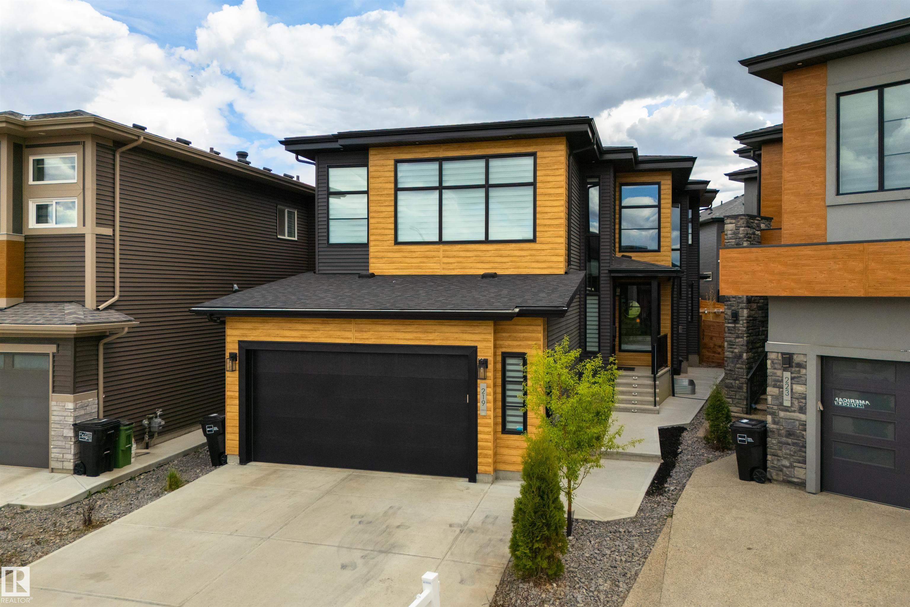219 37 Street, E4489602, Alberta,