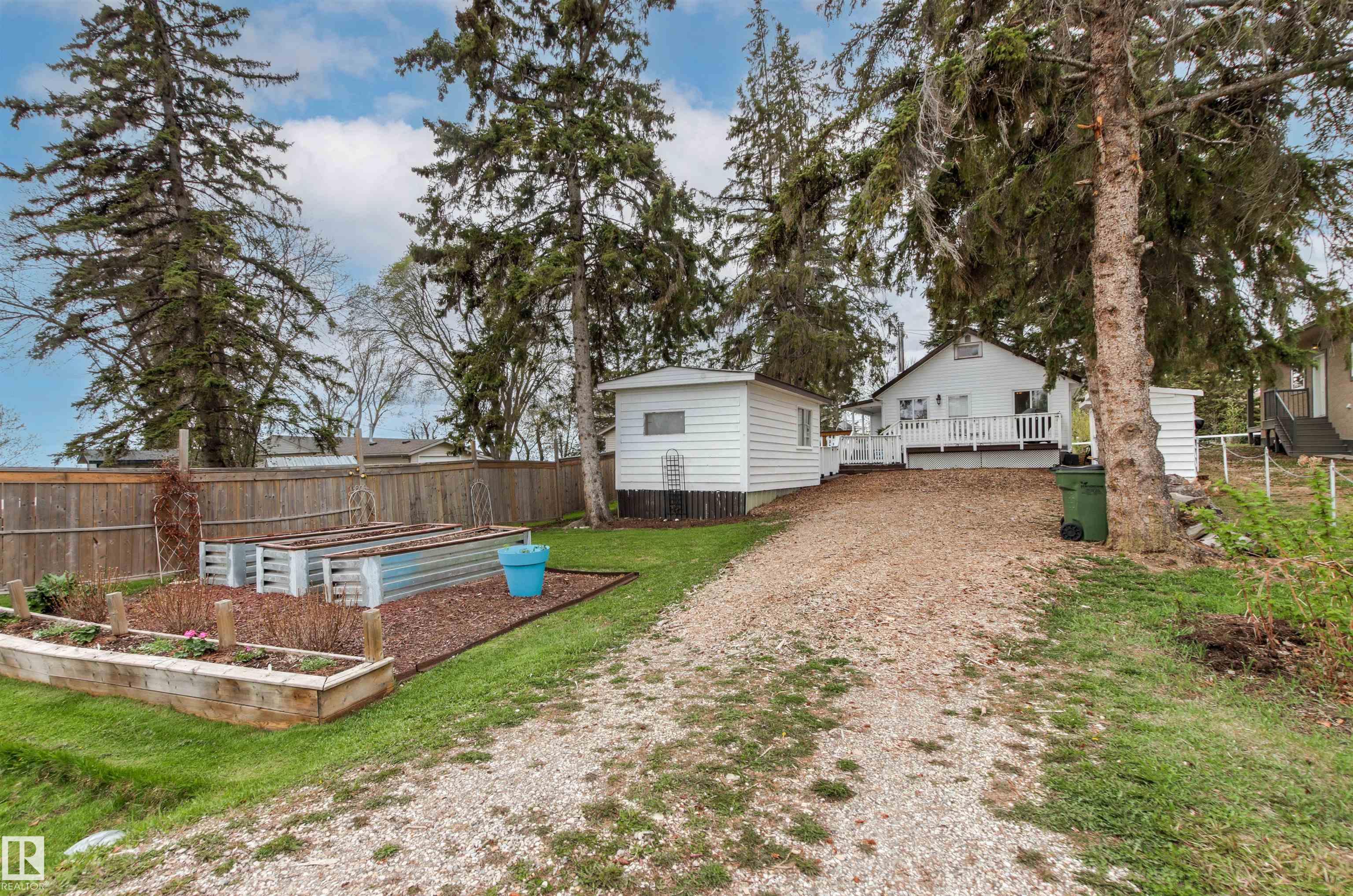 Second View of 213 2nd Street, Yellowstone, Rural Lac Ste. Anne County, Alberta, T0E 1A0