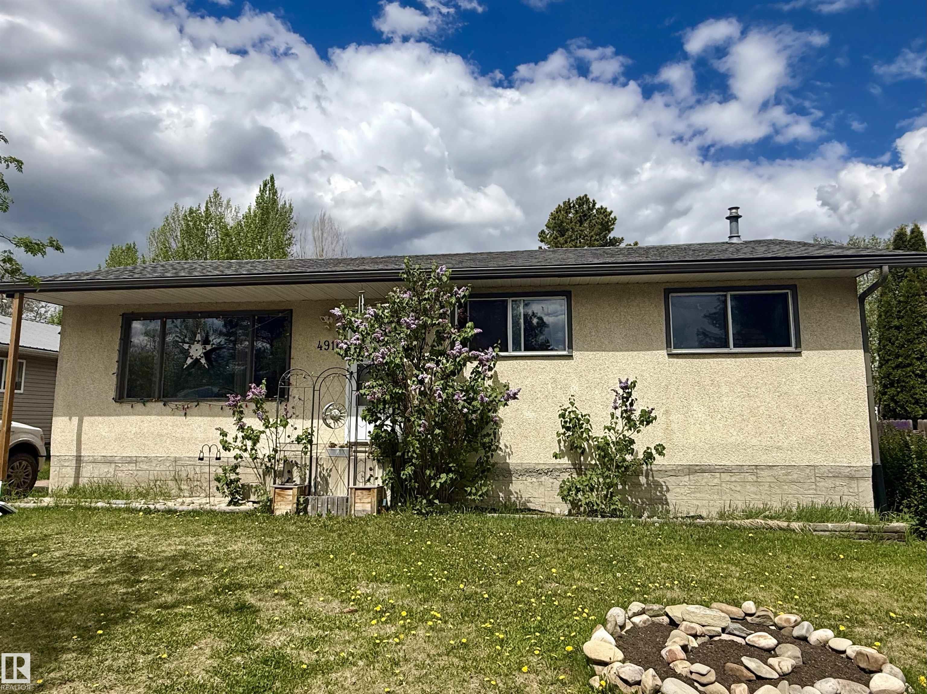4916 54A Avenue, E4489646, Alberta,