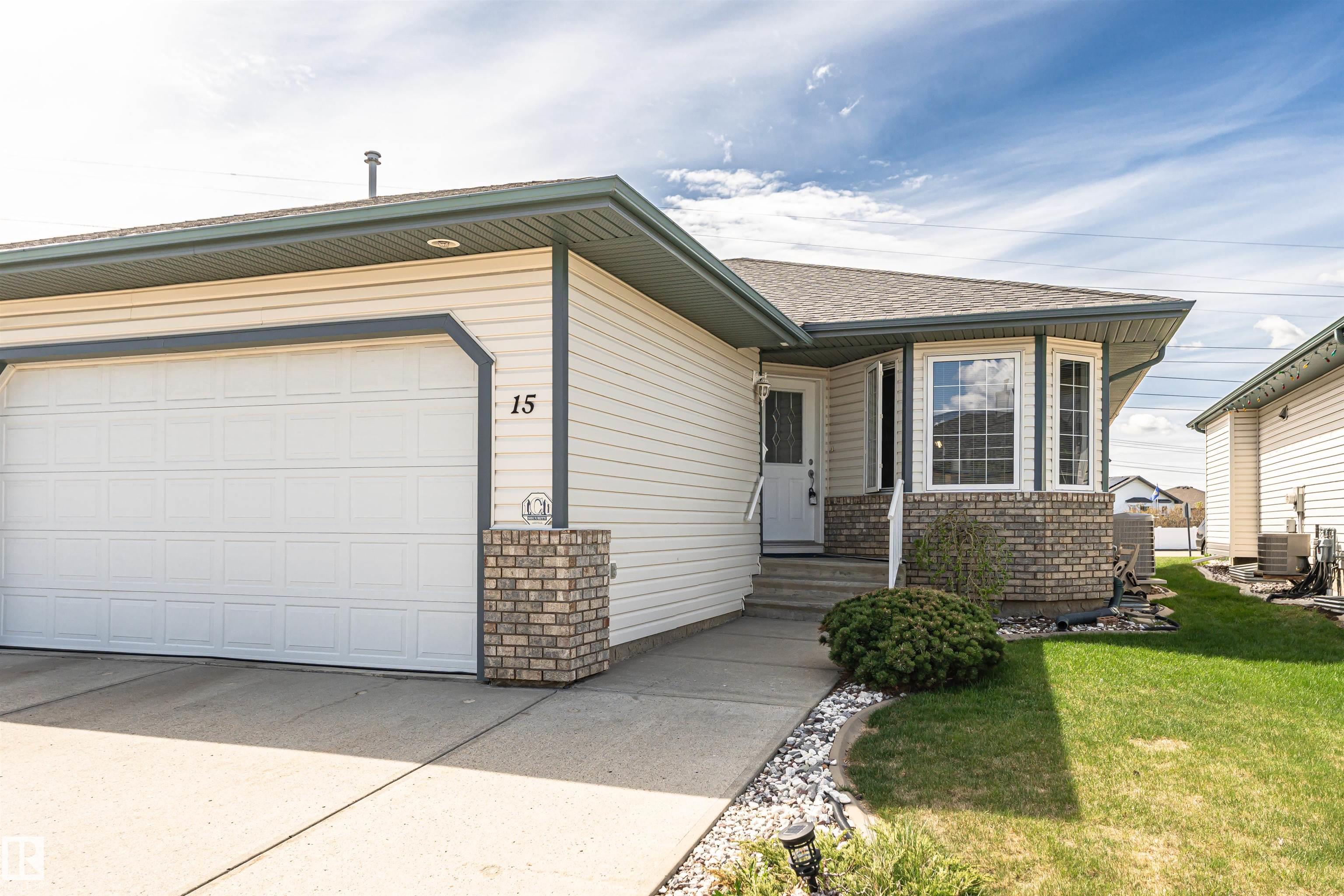 Second View of 15 16415 77 Street NW, Mayliewan, Edmonton, Alberta, T5Z 3S8