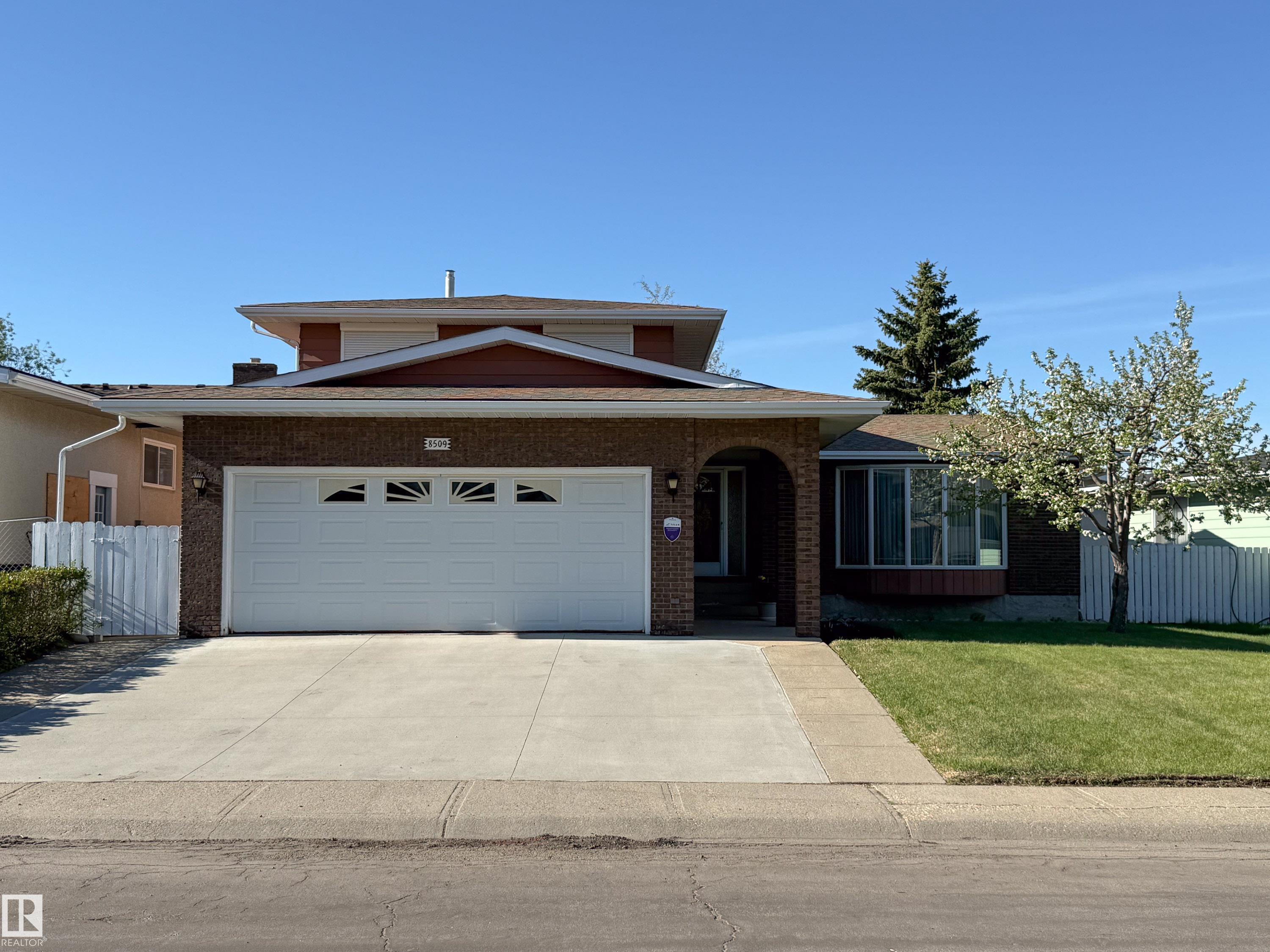 8509 39B Avenue, E4489761, Alberta,