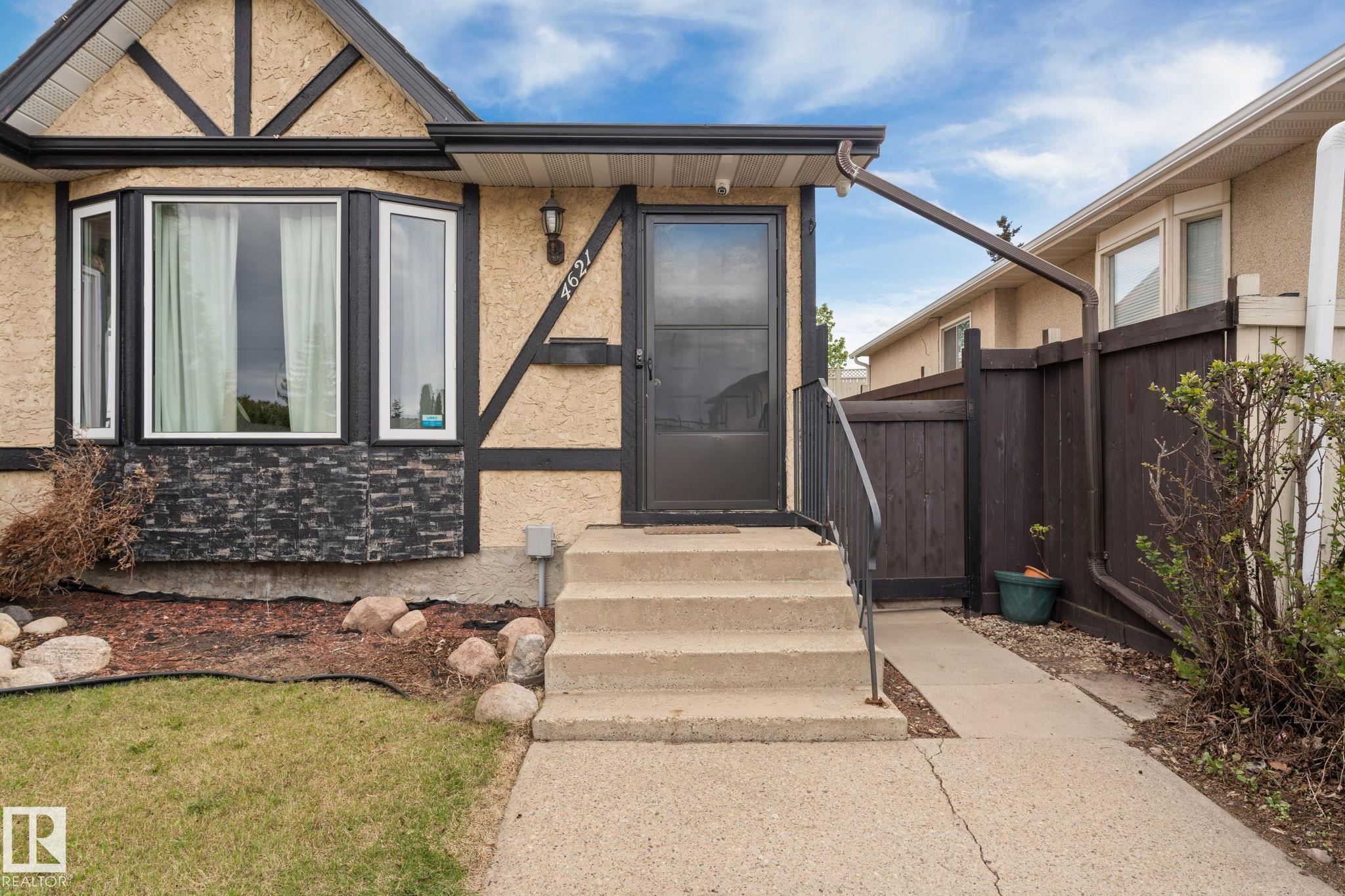 Second View of 4621 126 Avenue, Homesteader, Edmonton, Alberta, T5A 4L1