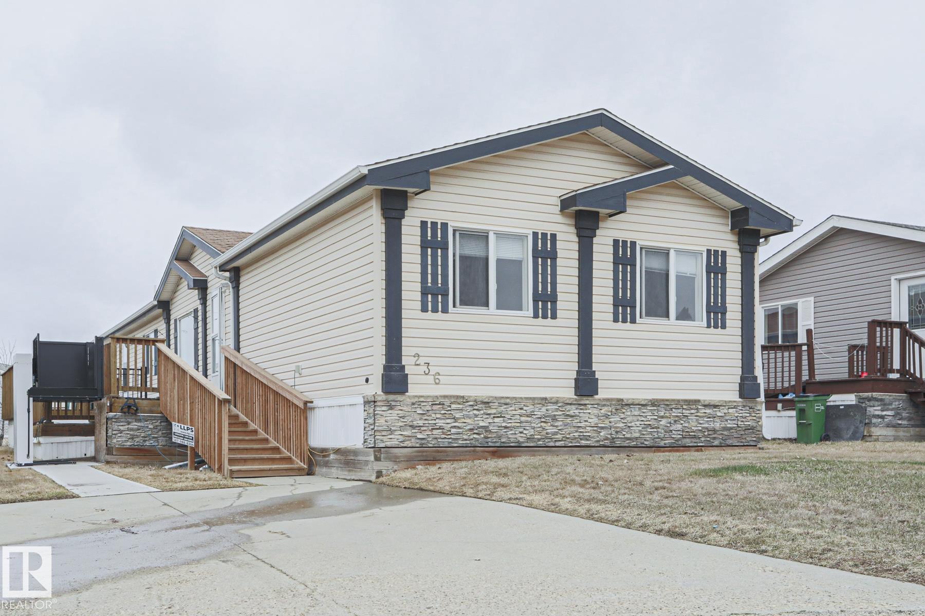 236 Oakwood Drive, E4490067, Alberta,
