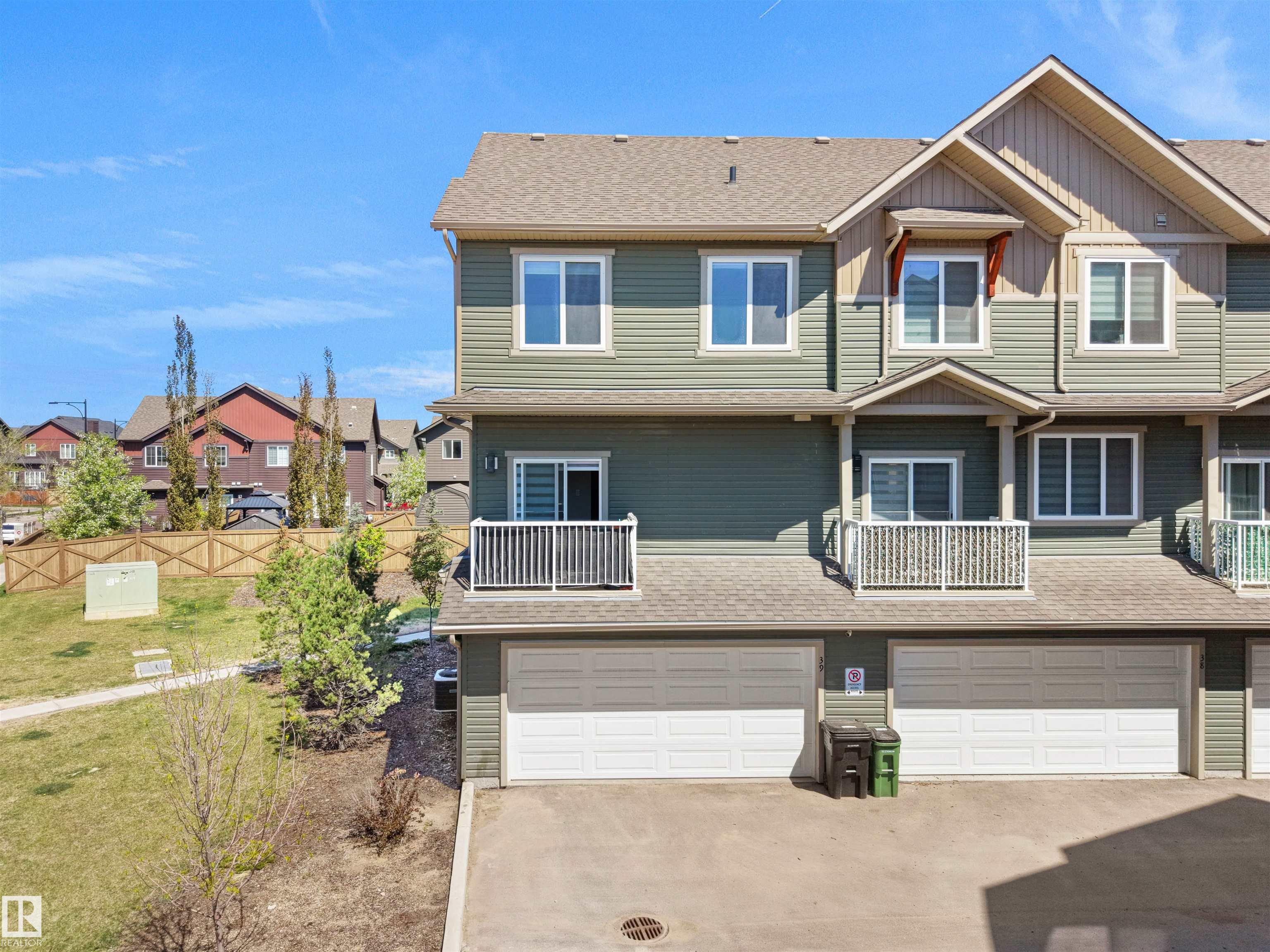Second View of 39 1051 GRAYDON HILL Boulevard, Graydon Hill, Edmonton, Alberta, T6W 3C8