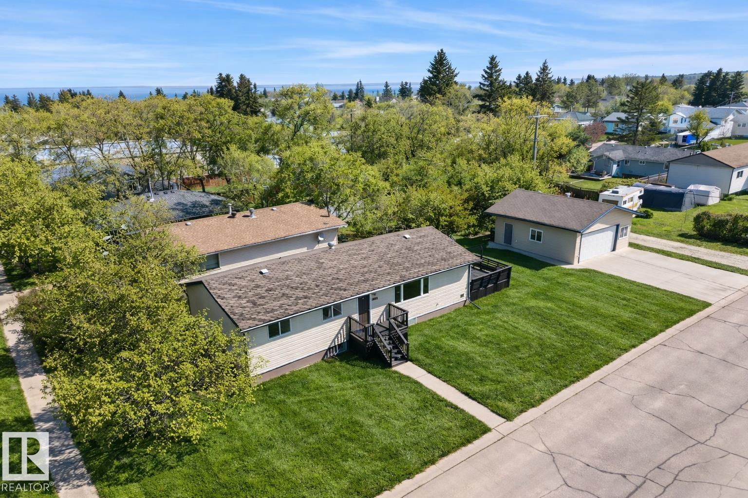 1412 10 Street, E4490484, Alberta,