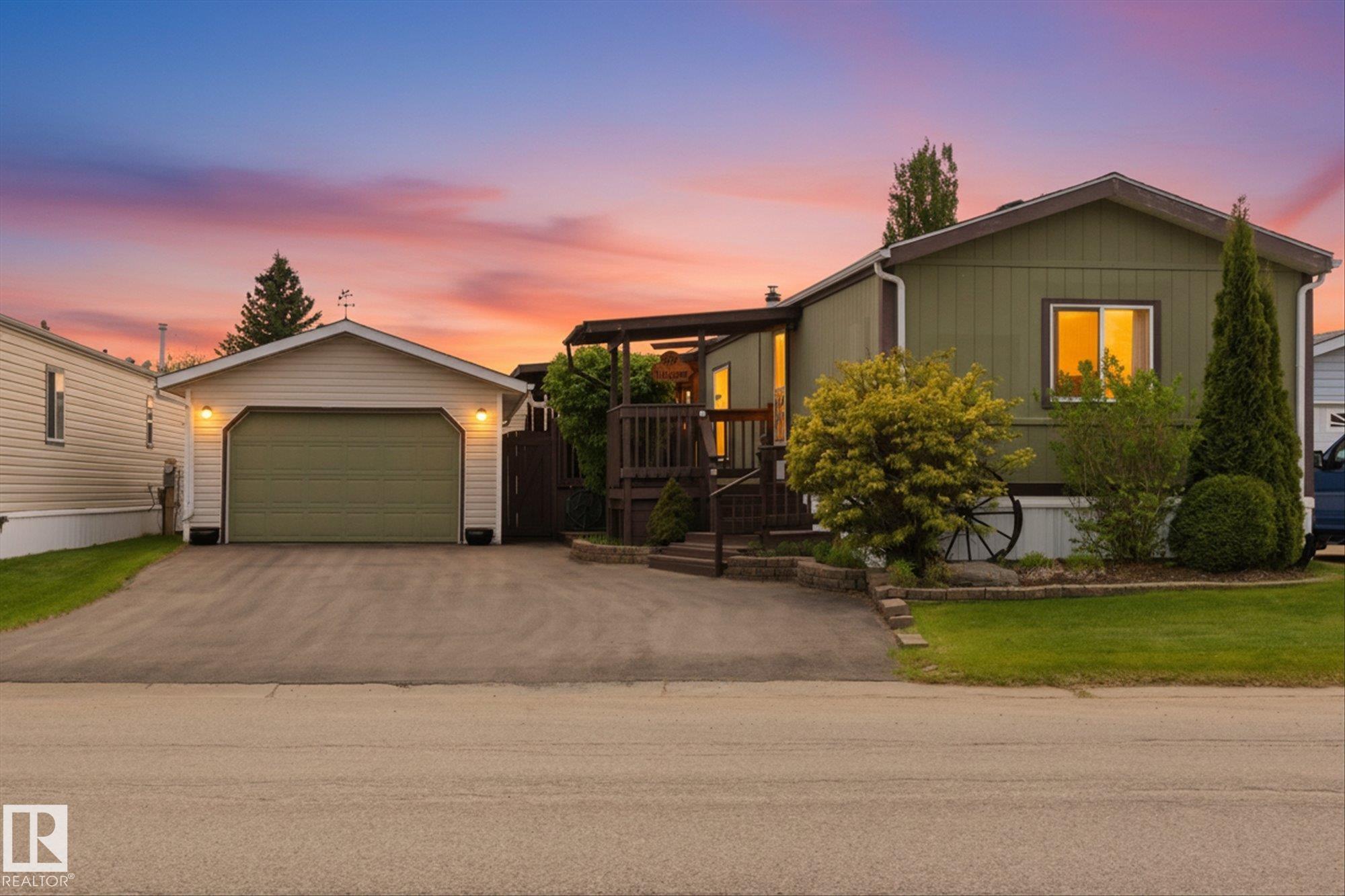 97 3400 48 Street, E4490597, Alberta,