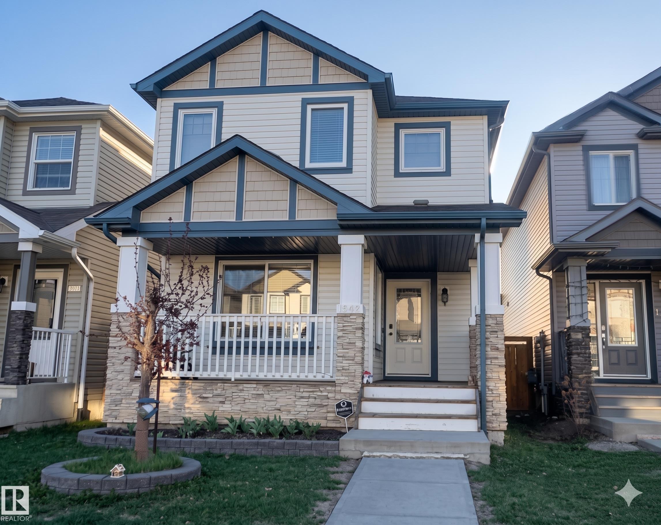 1542 33A Street, E4490609, Alberta,