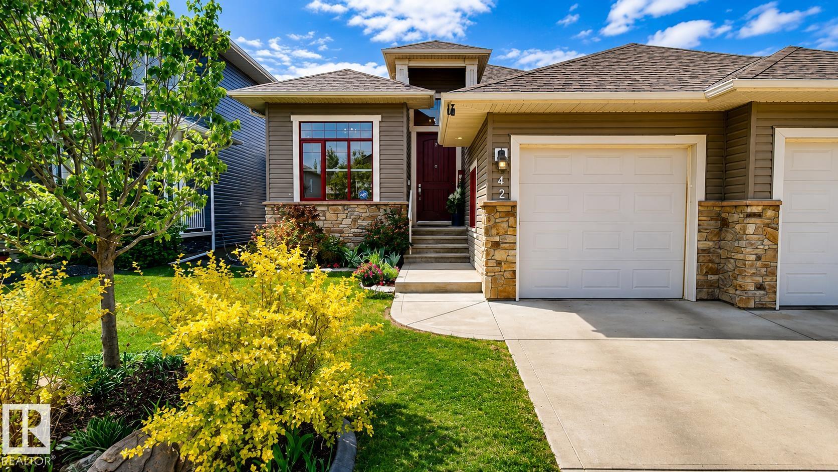 42 COTTONWOOD Crescent, E4490681, Alberta,