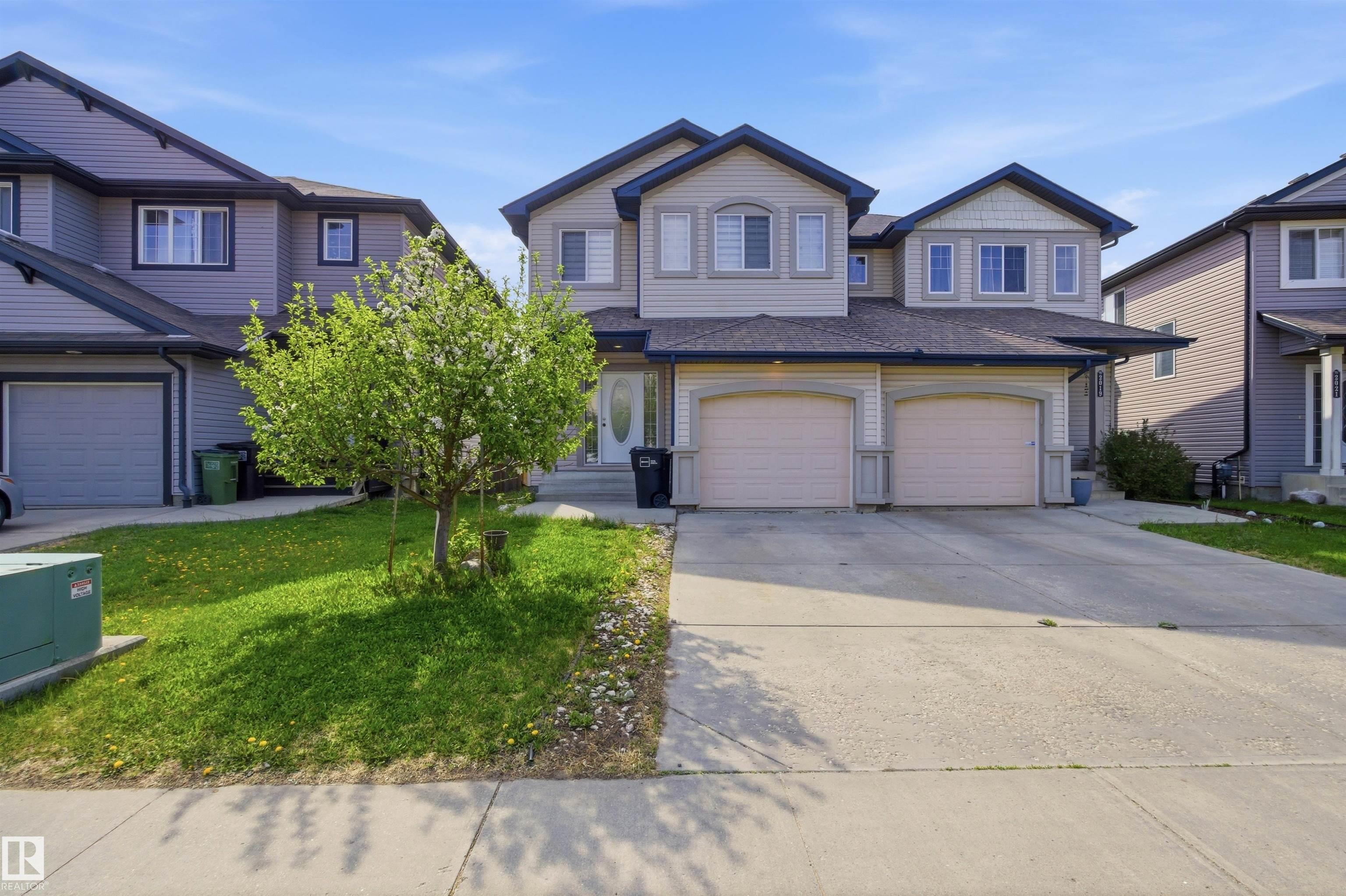Main View of 2017 118 Street, Rutherford (Edmonton), Edmonton, Alberta, T6W 0E4