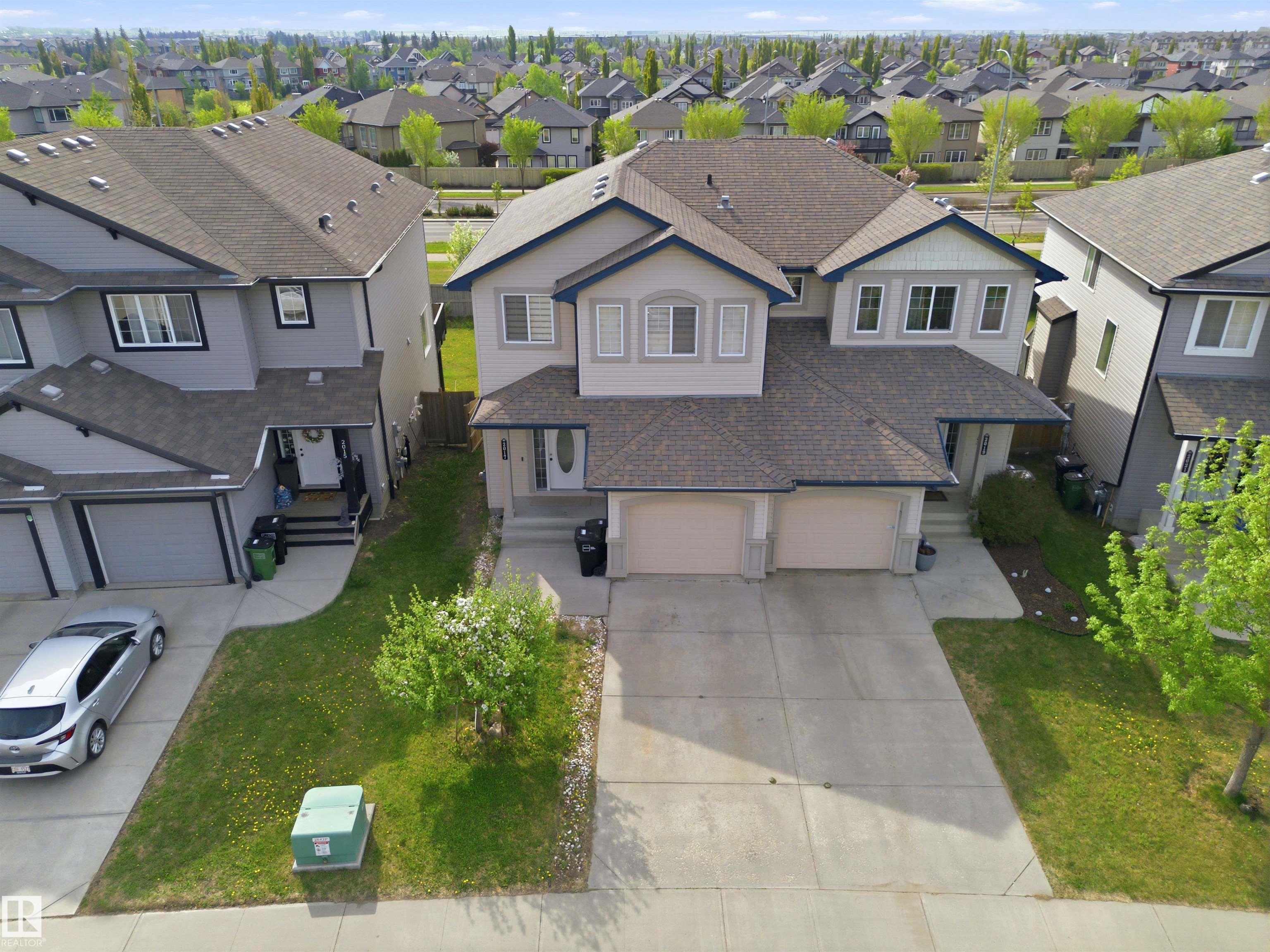 Second View of 2017 118 Street, Rutherford (Edmonton), Edmonton, Alberta, T6W 0E4