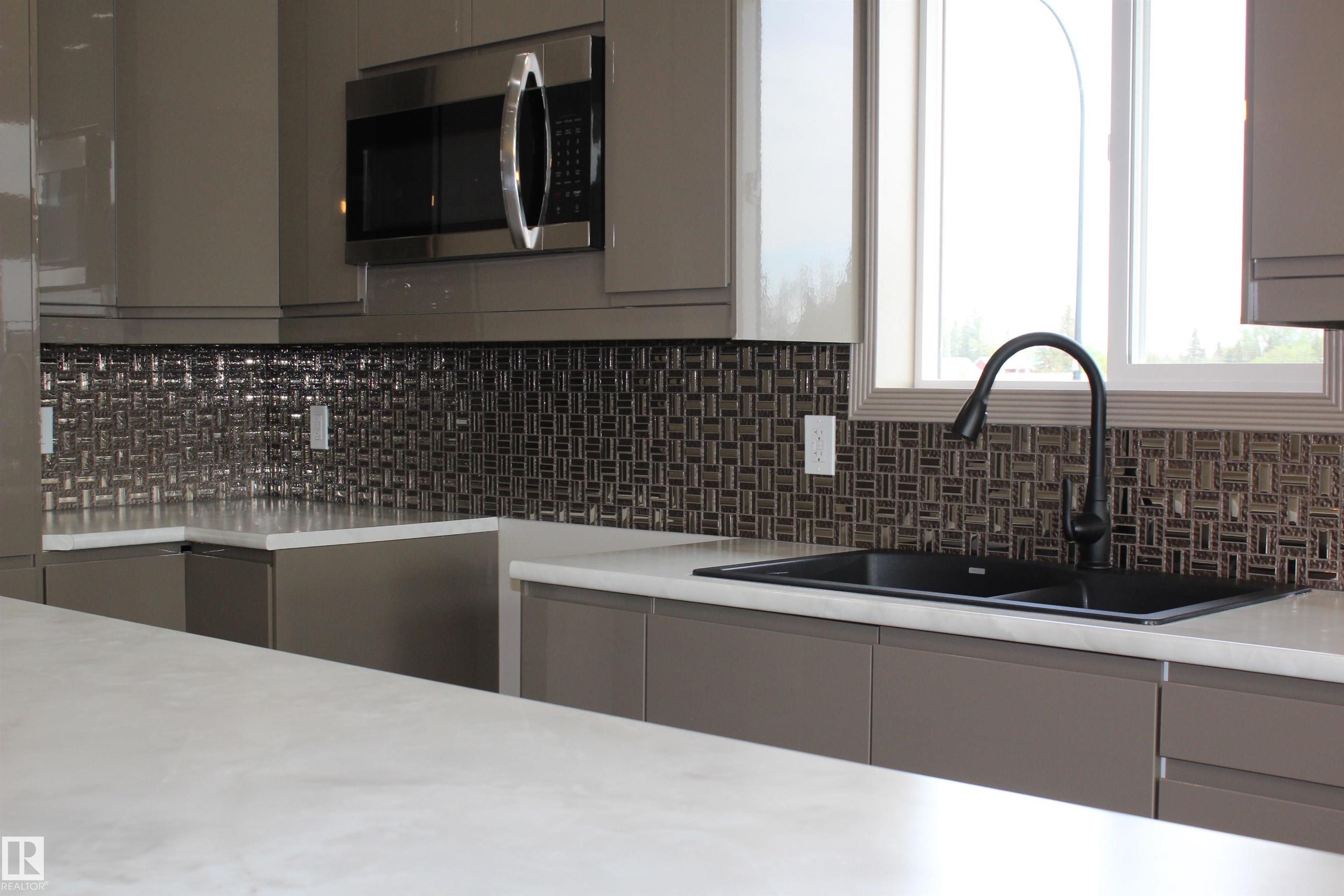 Fifth View of 1 Whitetail Way, Mundare, Mundare, Alberta, T0B 3H0