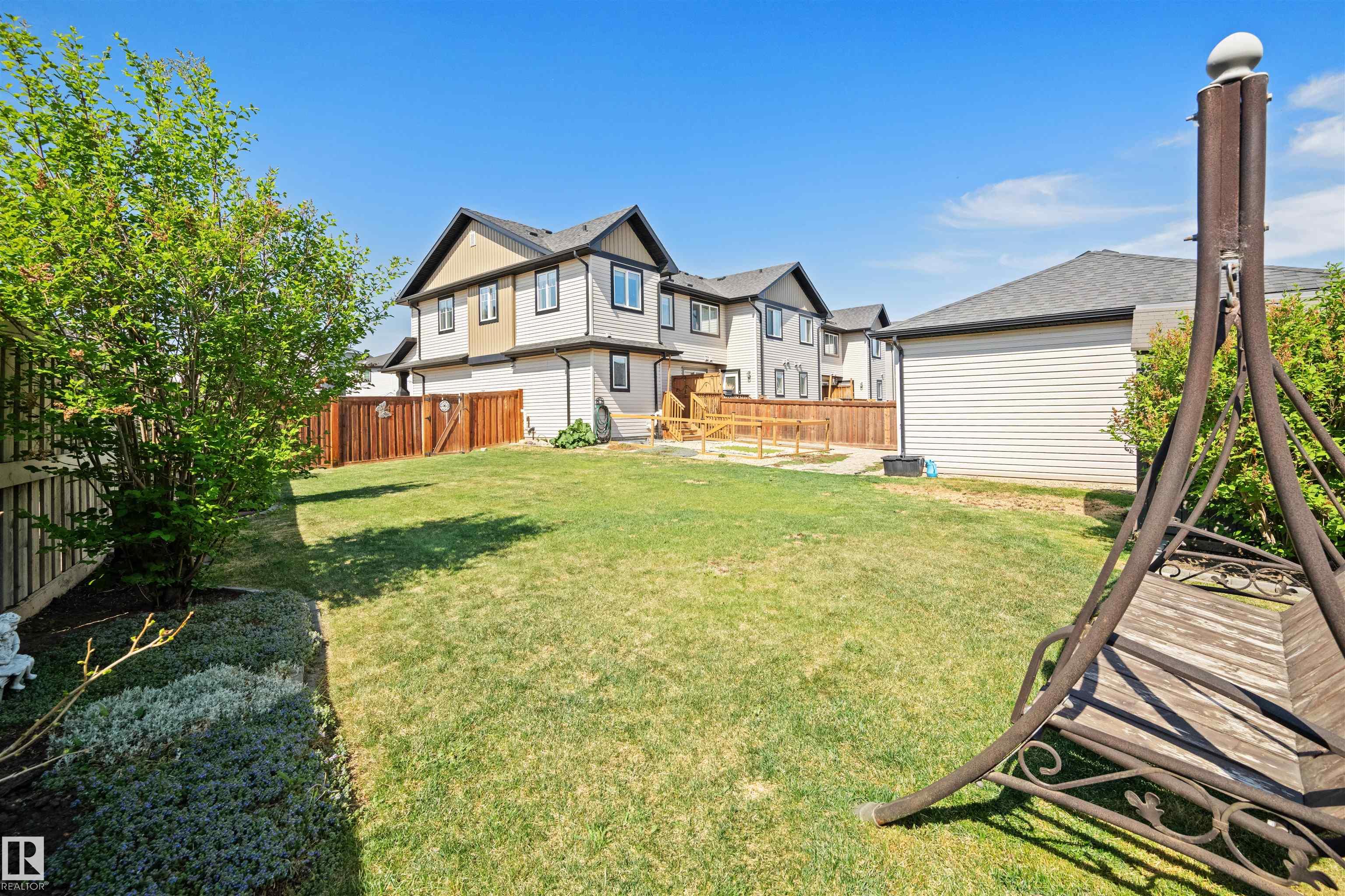 Second View of 4478 ANNETT Common, Allard, Edmonton, Alberta, T6W 2V7