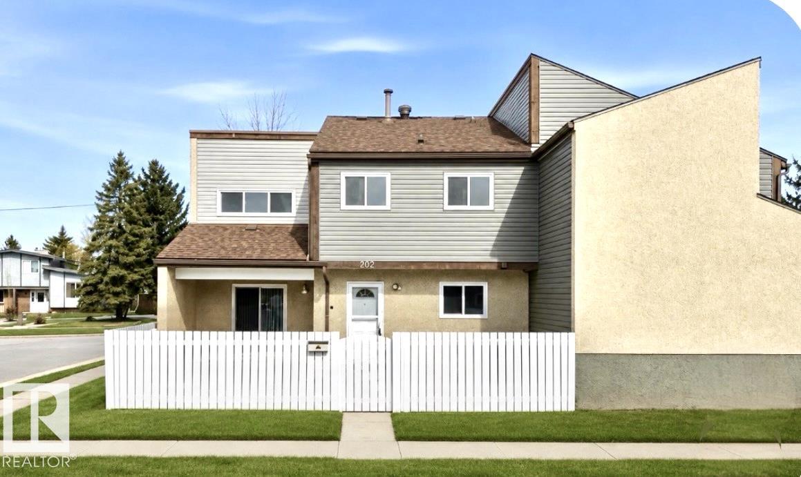 202 KASKITAYO Court, E4491190, Alberta,