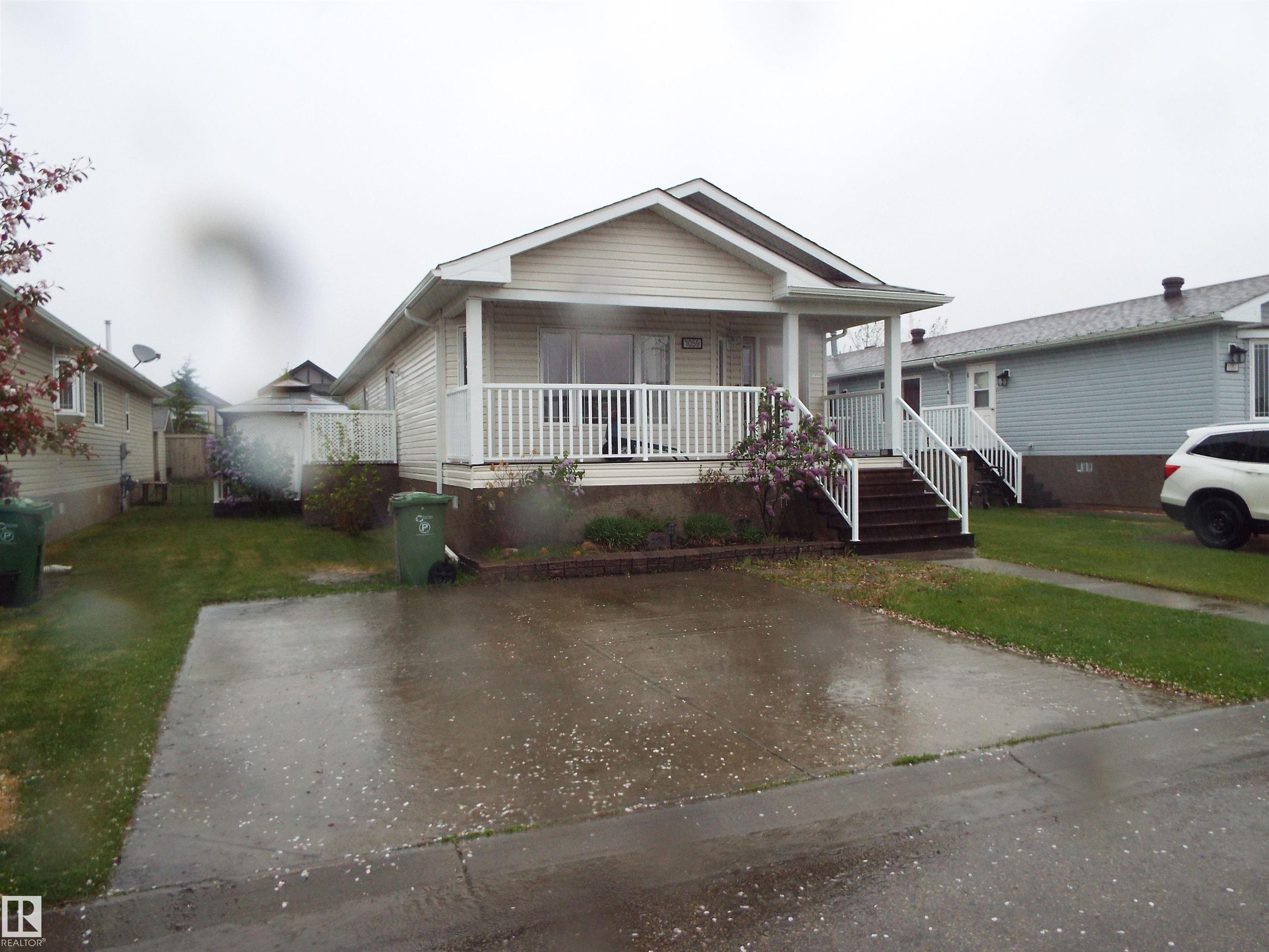 1059 Aspen Drive East, E4491192, Alberta,