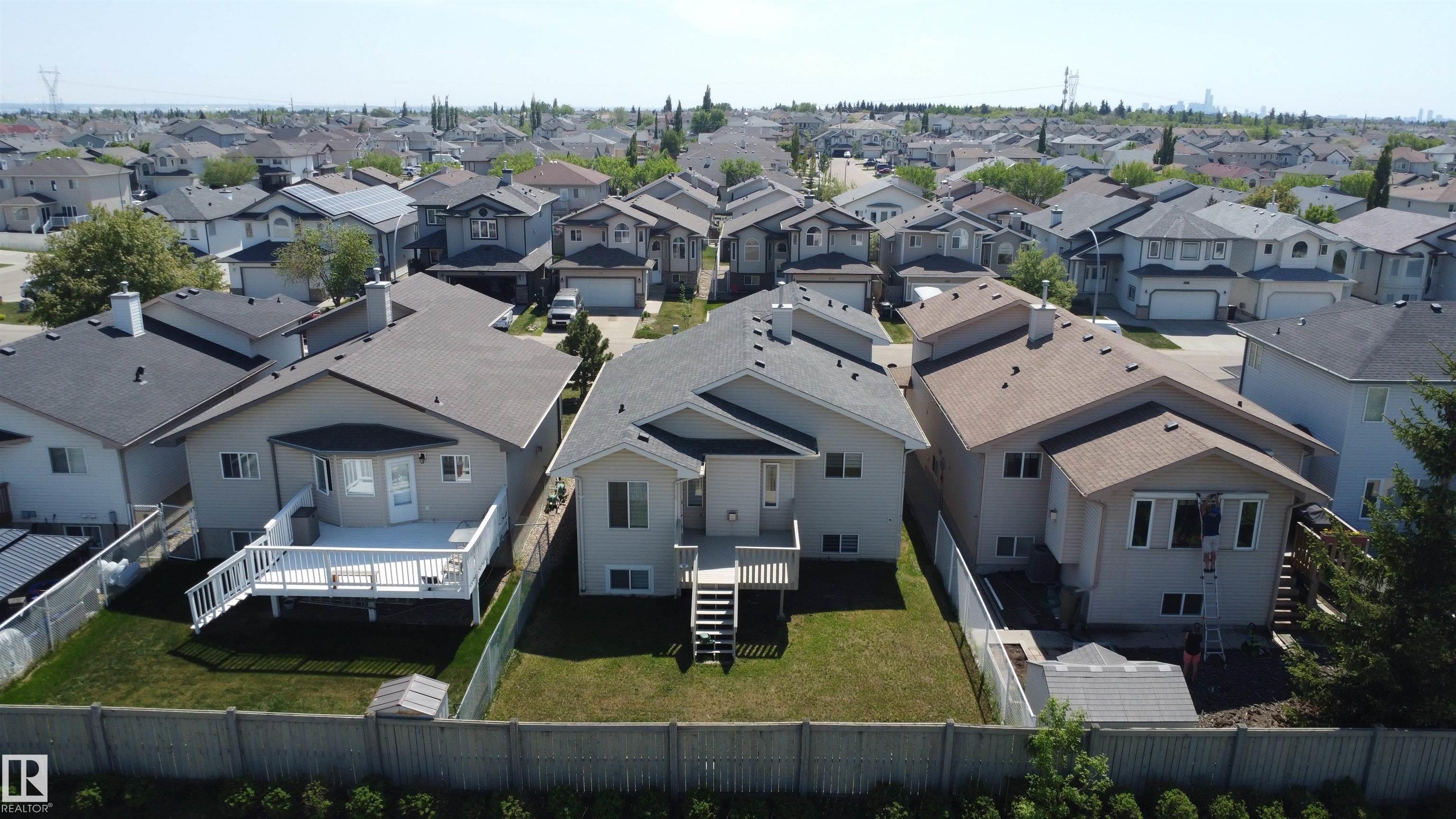 Fifth View of 6144 166 Avenue, Matt Berry, Edmonton, Alberta, T5Y 3N1