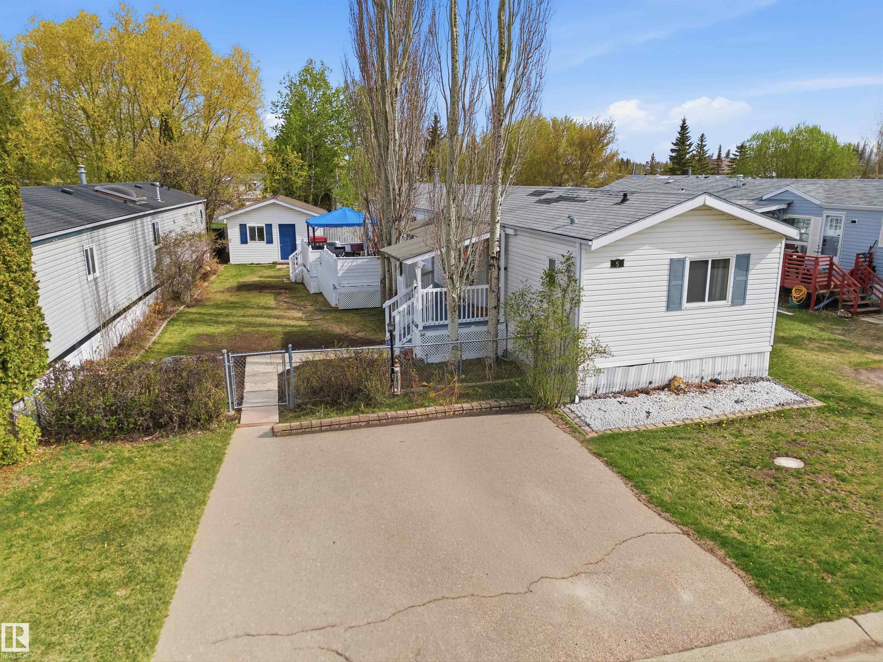 5 3400 48 Street, E4491252, Alberta,