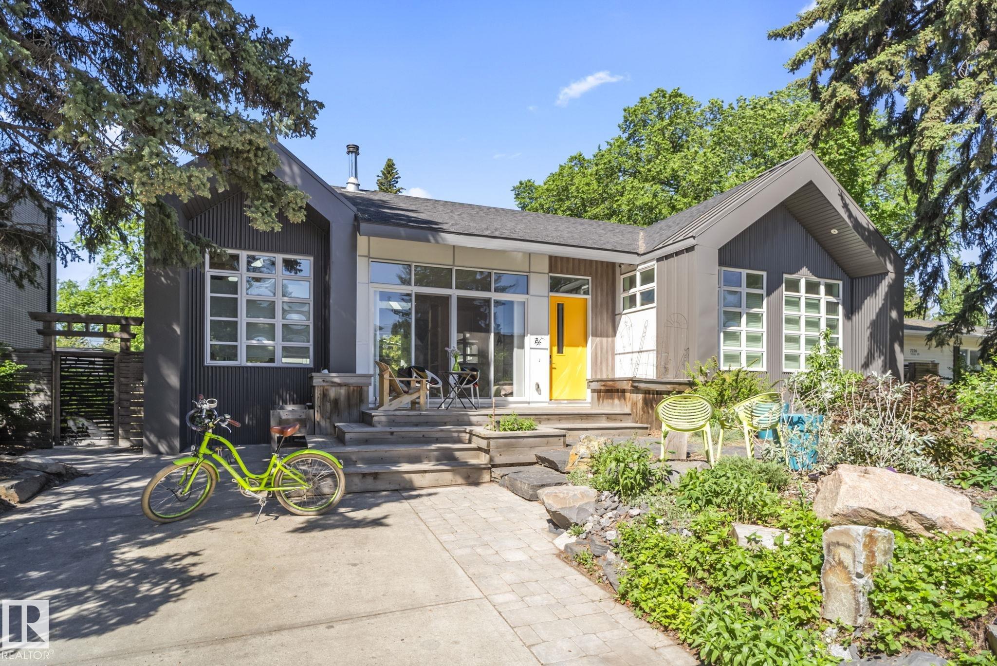 Second View of 7222 119 Street, Belgravia, Edmonton, Alberta, T6G 1V6