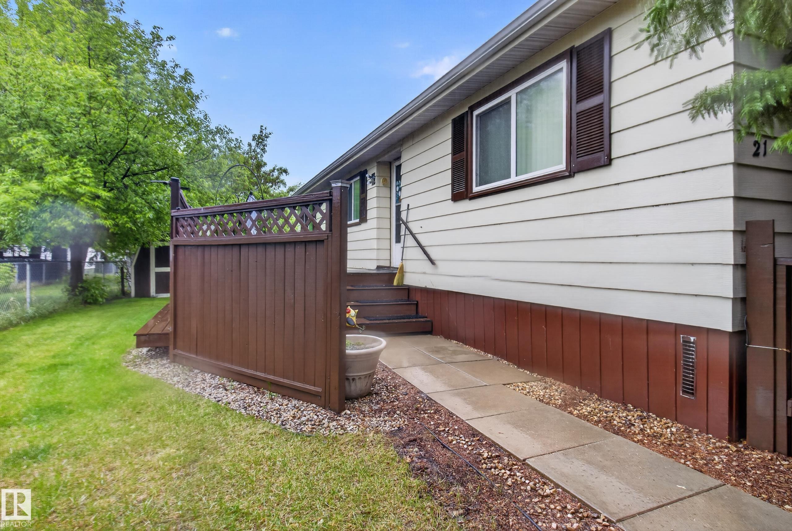 21 Willowdale Drive, E4491776, Alberta,