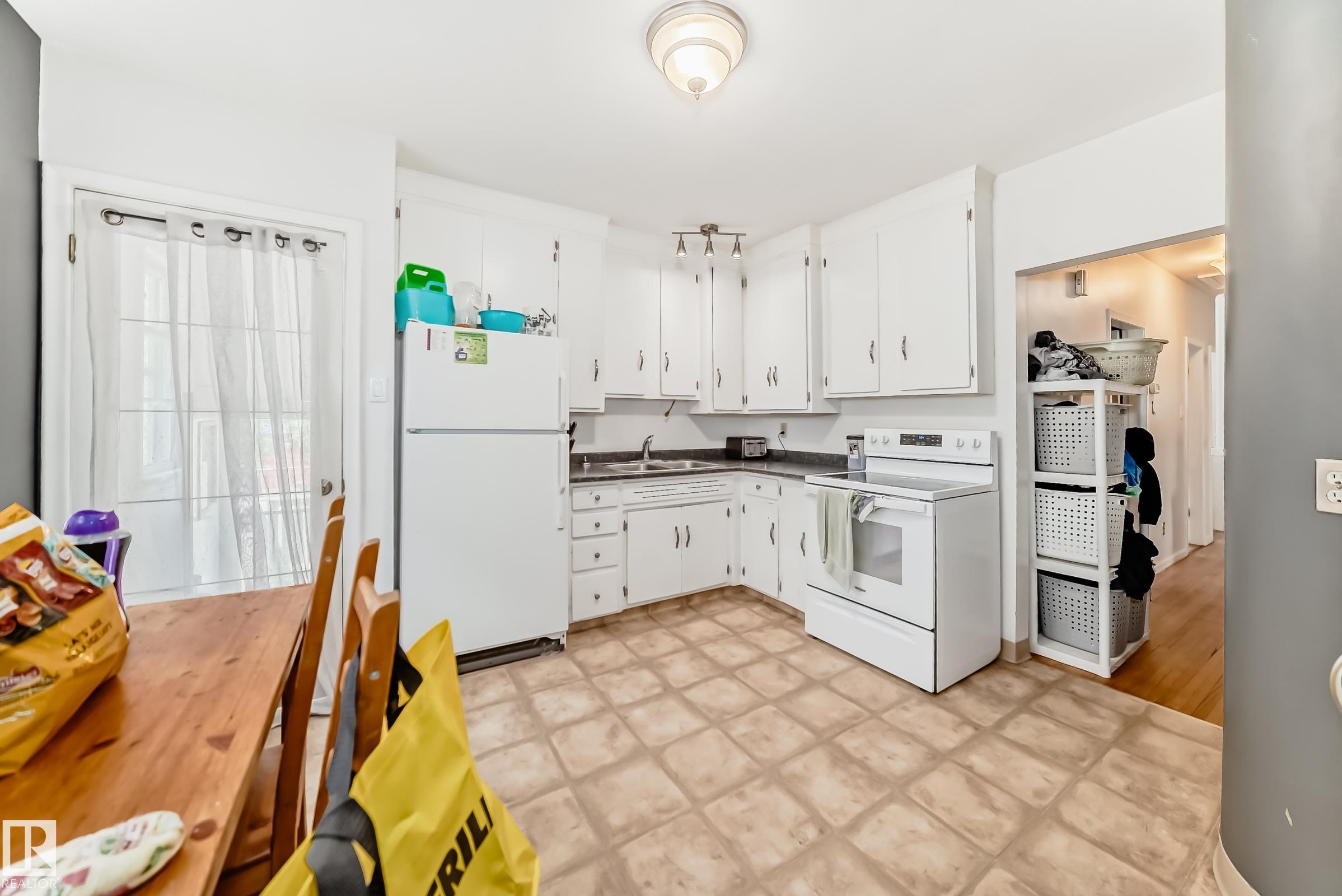 Second View of 10958 65 Avenue, Parkallen (Edmonton), Edmonton, Alberta, T6H 4R6
