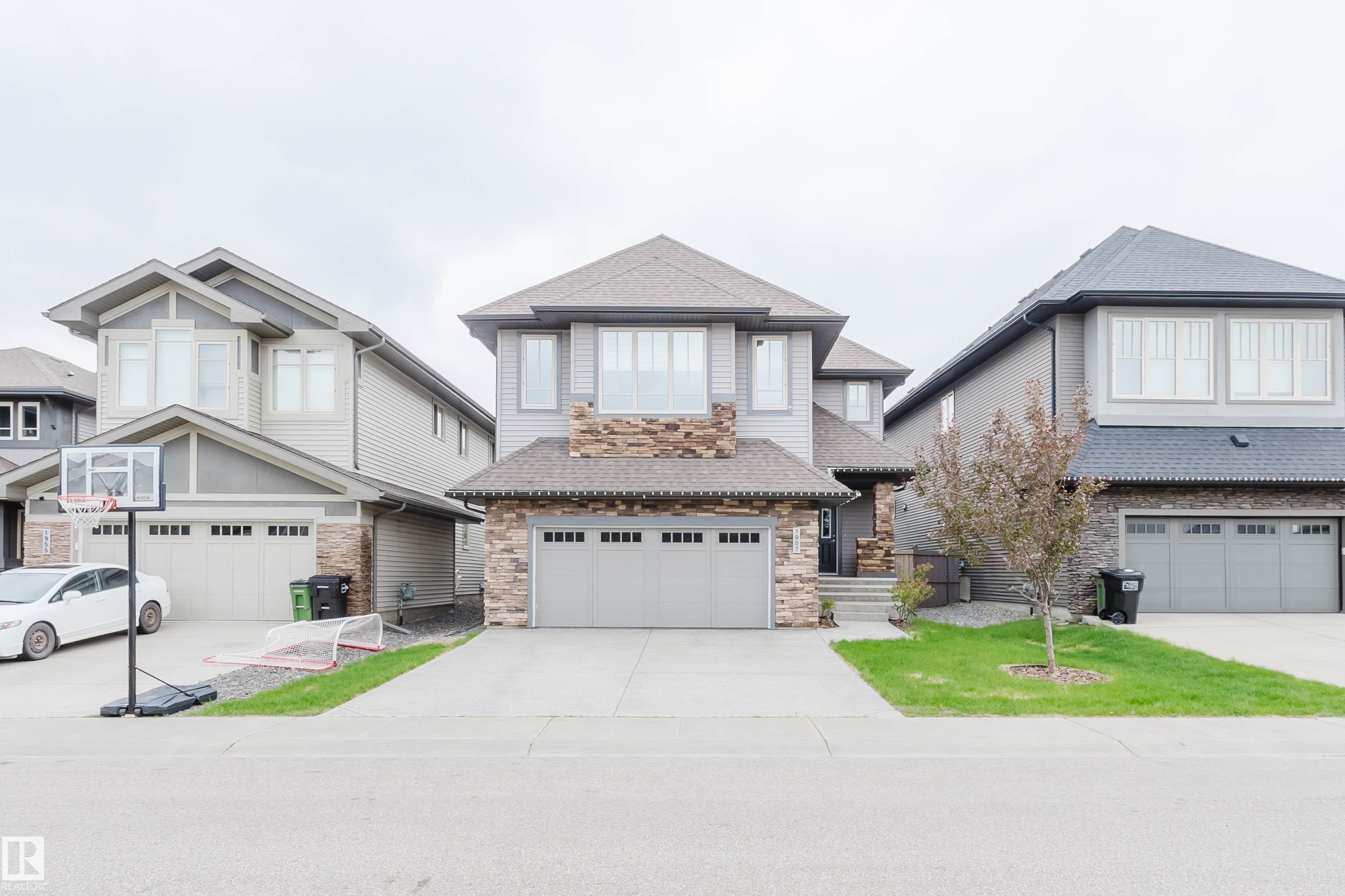 1957 AINSLIE Link, E4491982, Alberta,